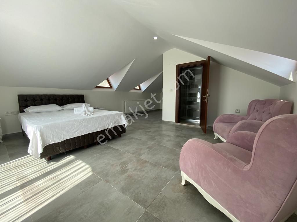 Aclass'dan Kusadasında Satılık Özel Havuz / Otopark 500 M2 Bahçe-asansorlu-5+1 Tamamı Müstakil - Görsel 20