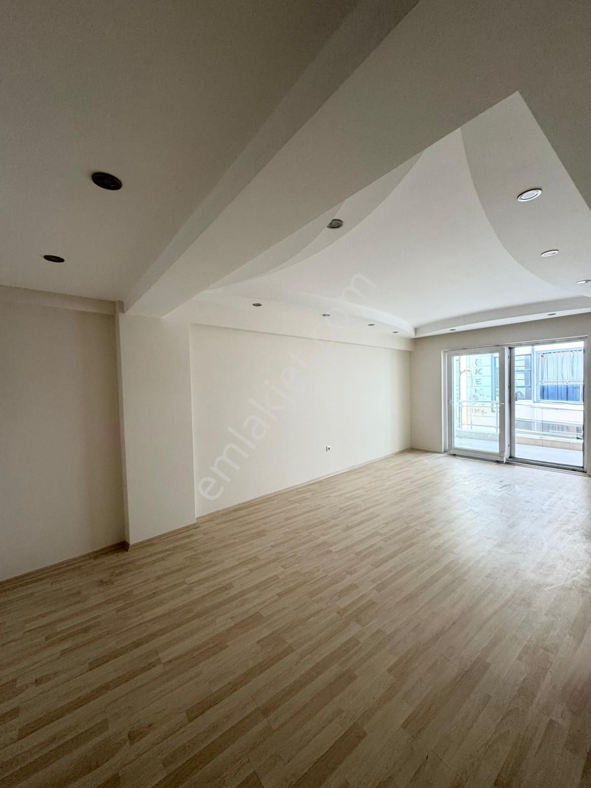 Sırakapılar Mah. 3+1 140m2 Arakat Çift Balkonlu Daire - Görsel 4