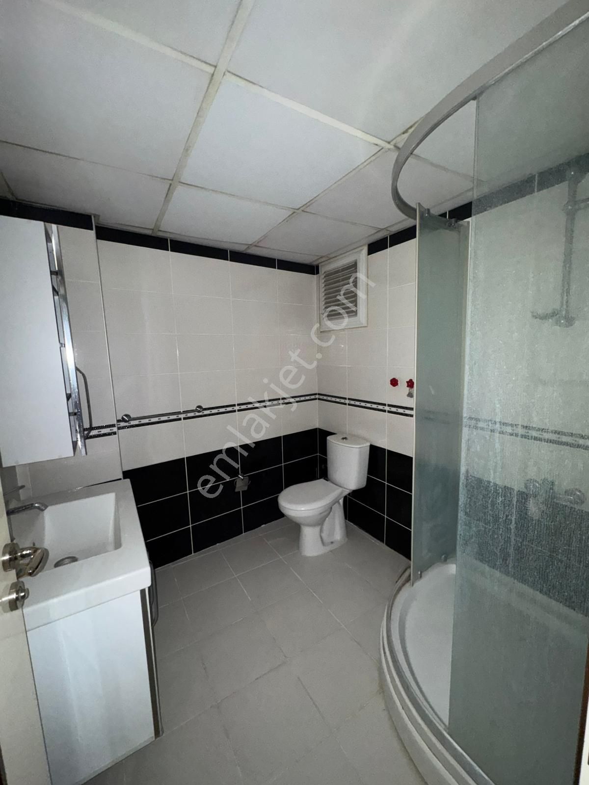 Sırakapılar Mah. 3+1 140m2 Arakat Çift Balkonlu Daire - Görsel 8