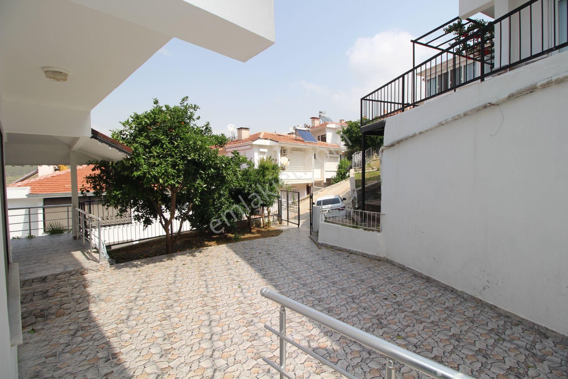 Alanya'da Keşefli Mah Deniz Manzaralı Uygun Fiyatl Eşyalı Villa - Görsel 25