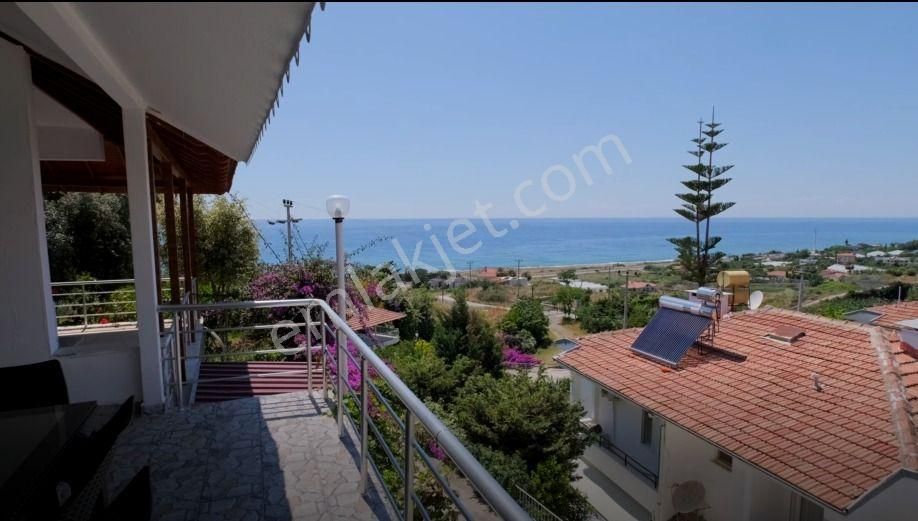 Alanya'da Keşefli Mah Deniz Manzaralı Uygun Fiyatl Eşyalı Villa - Görsel 2