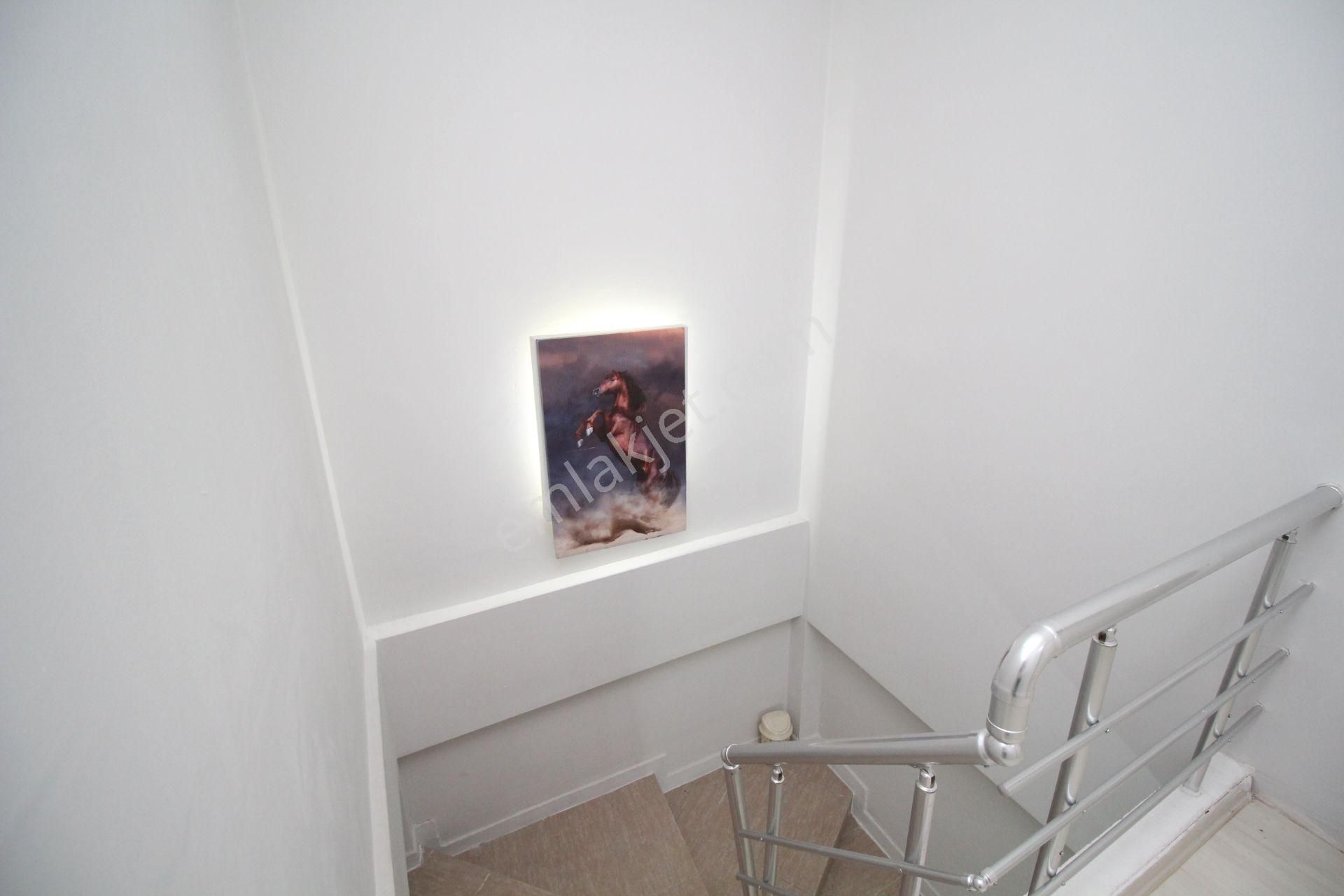 Alanya'da Keşefli Mah Deniz Manzaralı Uygun Fiyatl Eşyalı Villa - Görsel 24