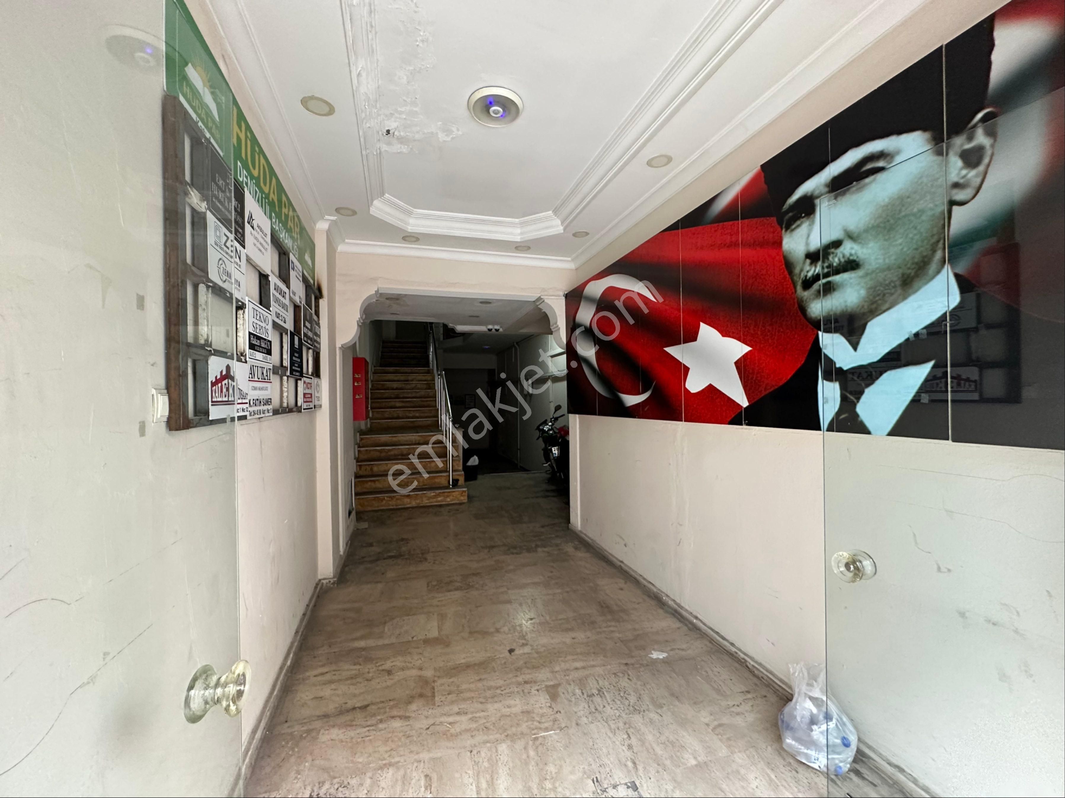 Çınar Ana Cadde Yakını Kiralık Ofis
