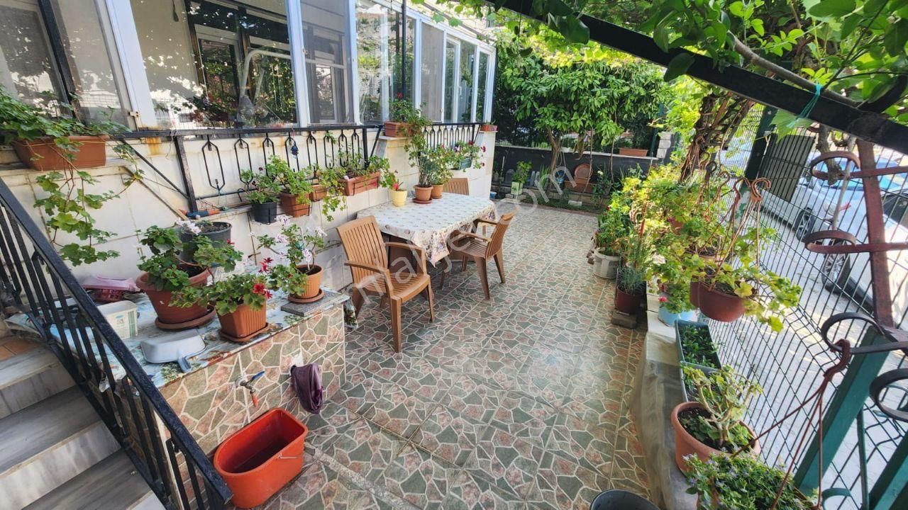 Altınkum Merkezde Denize 300 Adım Geniş Teraslı Bahçeli 4+1 Villa - Görsel 9