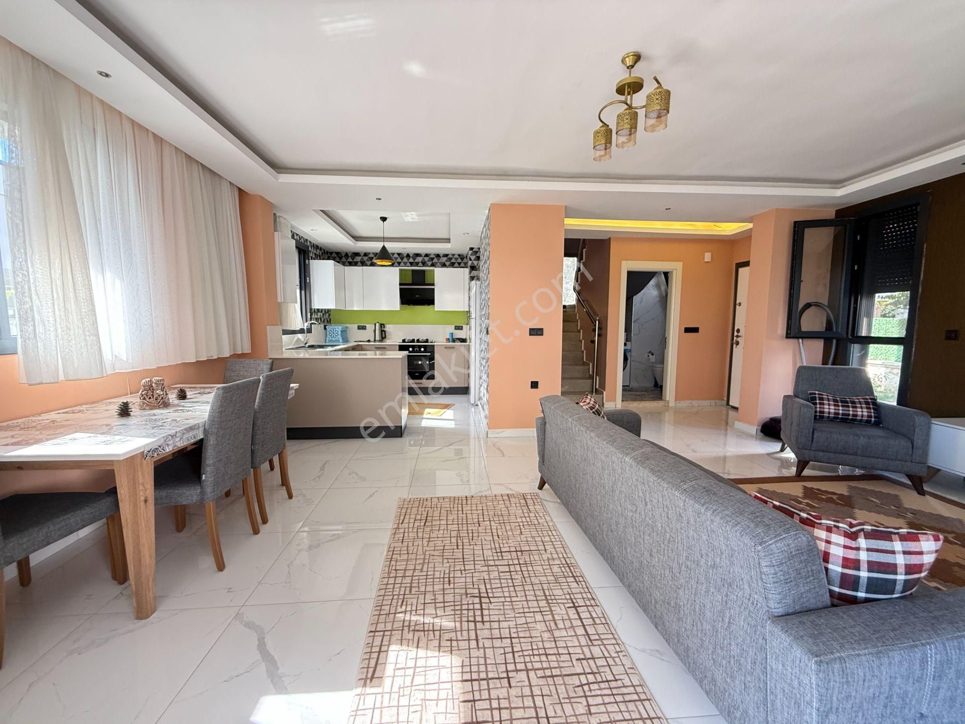 Seferihisar Doğanbey'de Satılık Sıfır Lüks Yapılı 3+1 Havuzlu Villa - Görsel 14