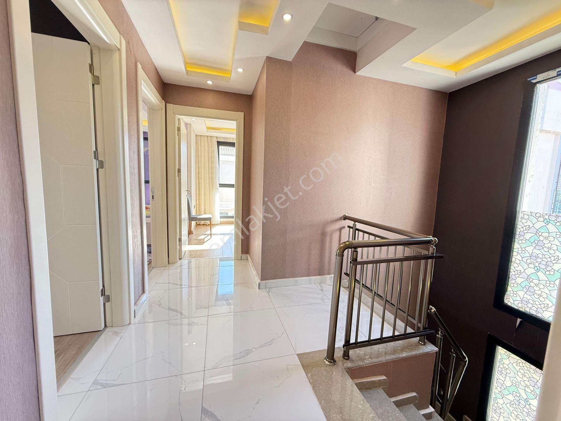 Seferihisar Doğanbey'de Satılık Sıfır Lüks Yapılı 3+1 Havuzlu Villa - Görsel 21