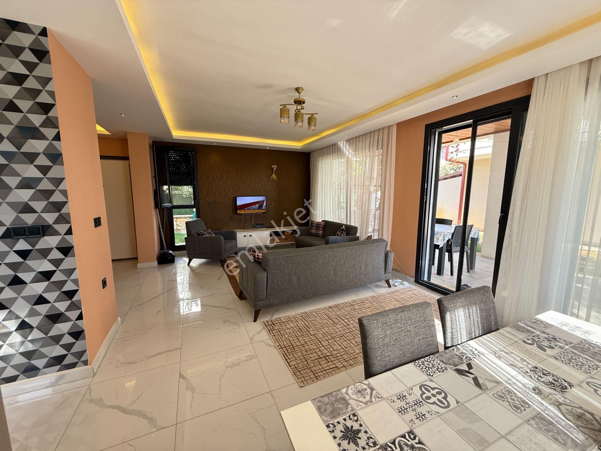 Seferihisar Doğanbey'de Satılık Sıfır Lüks Yapılı 3+1 Havuzlu Villa - Görsel 17