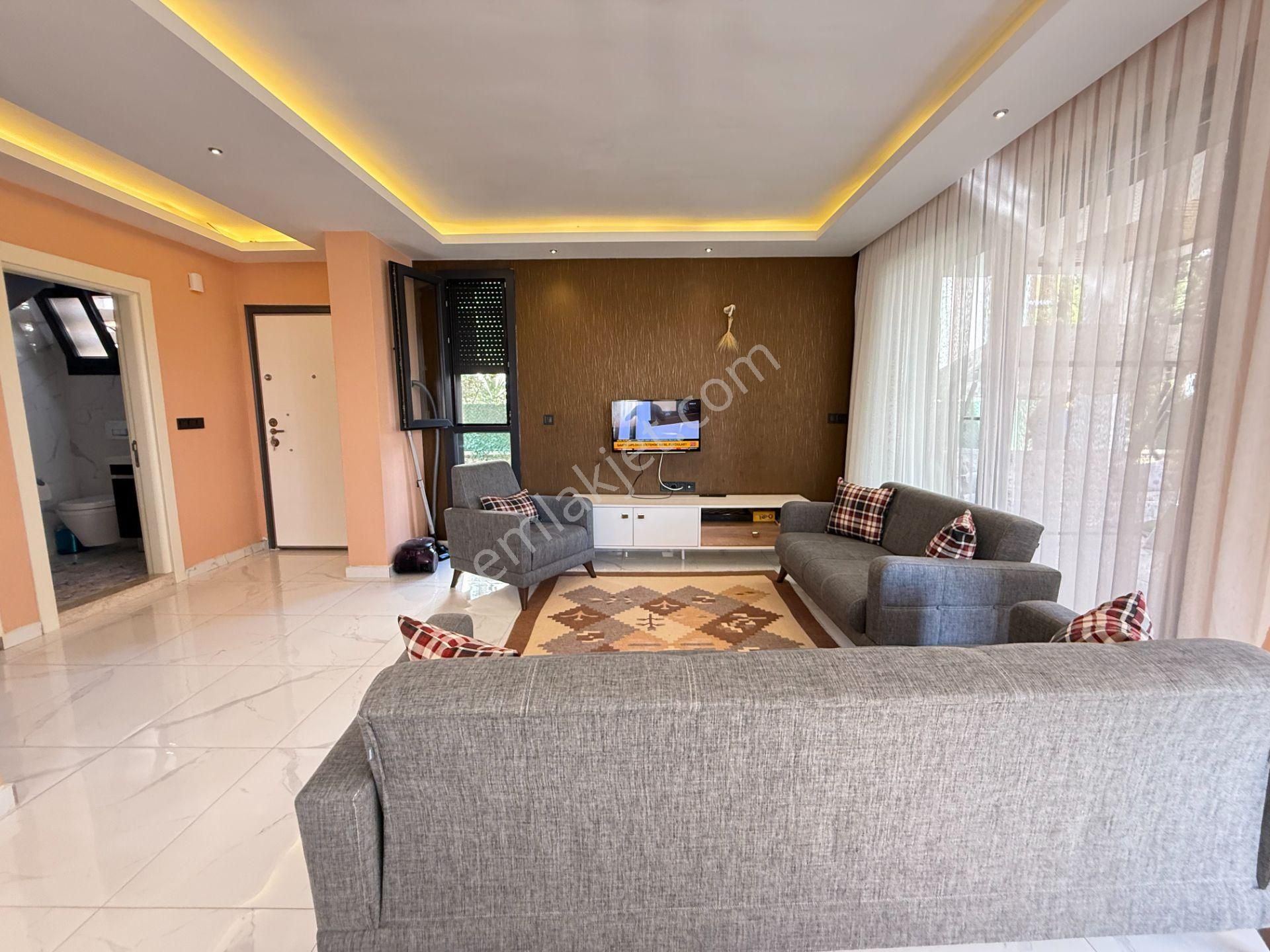 Seferihisar Doğanbey'de Satılık Sıfır Lüks Yapılı 3+1 Havuzlu Villa - Görsel 18