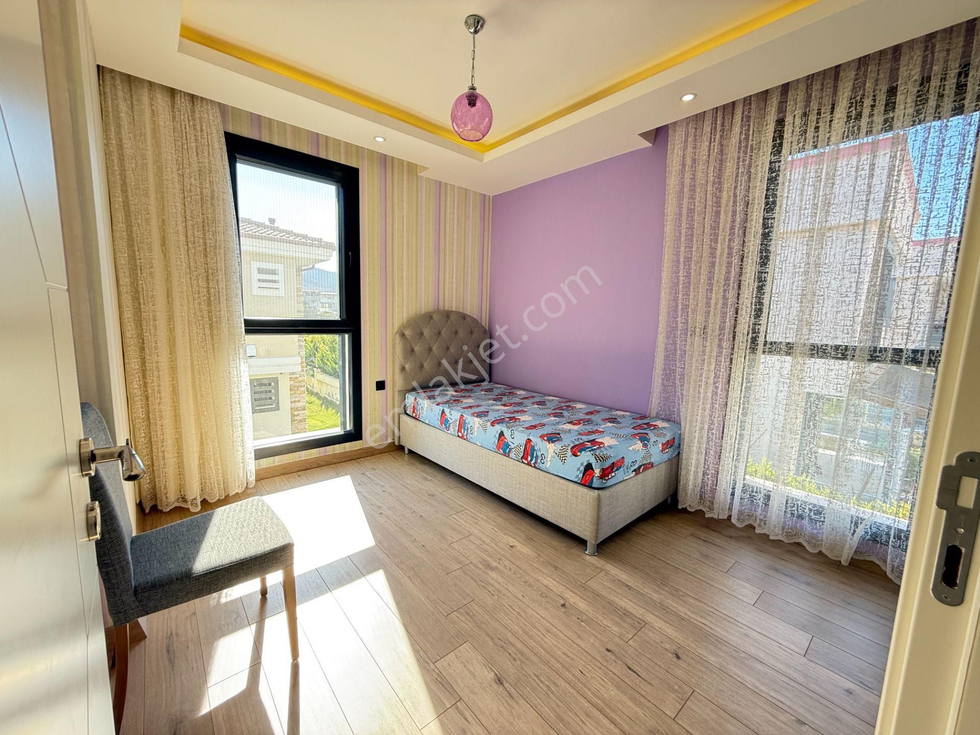 Seferihisar Doğanbey'de Satılık Sıfır Lüks Yapılı 3+1 Havuzlu Villa - Görsel 30