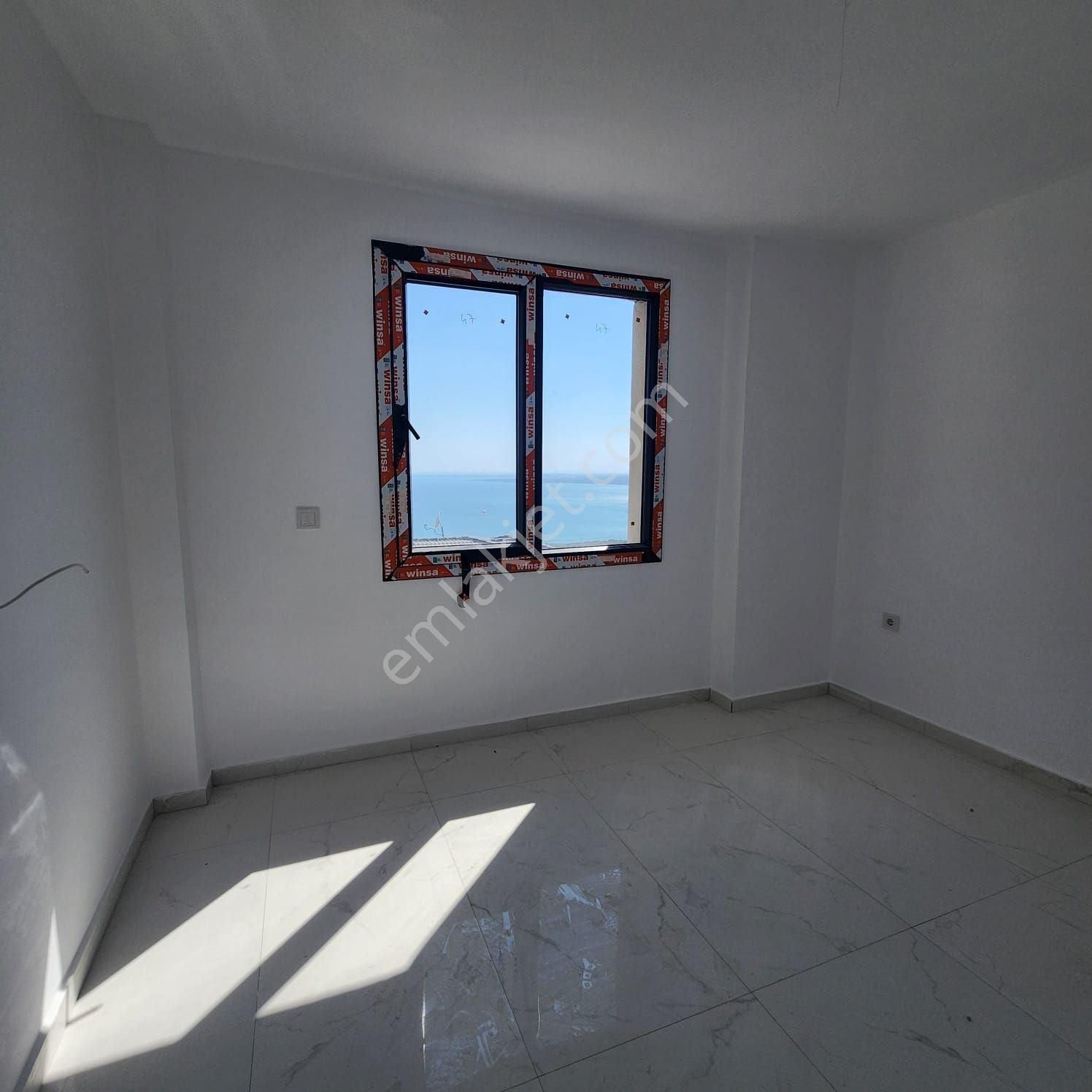 Akbükte Havuzlu Sitede Balkonlu Full Deniz Manzaralı Sıfır 2+1 - Görsel 15