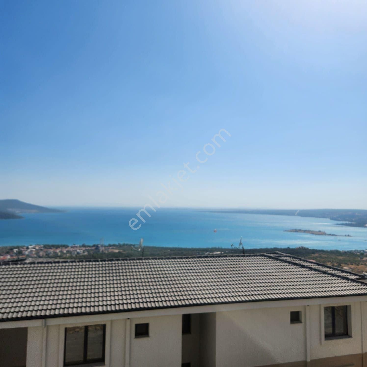 Akbükte Havuzlu Sitede Balkonlu Full Deniz Manzaralı Sıfır 2+1 - Görsel 5