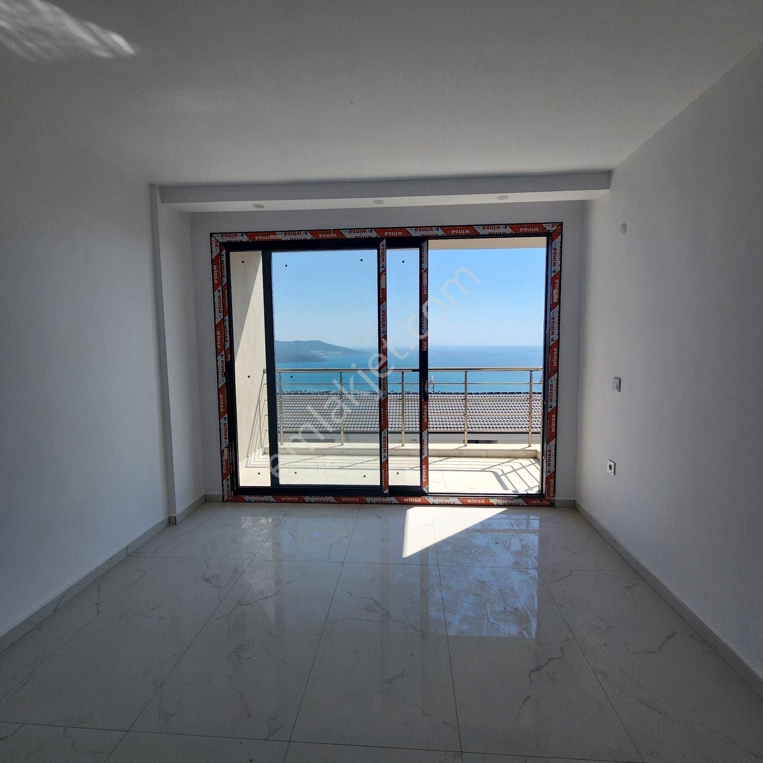 Akbükte Havuzlu Sitede Balkonlu Full Deniz Manzaralı Sıfır 2+1 - Görsel 10