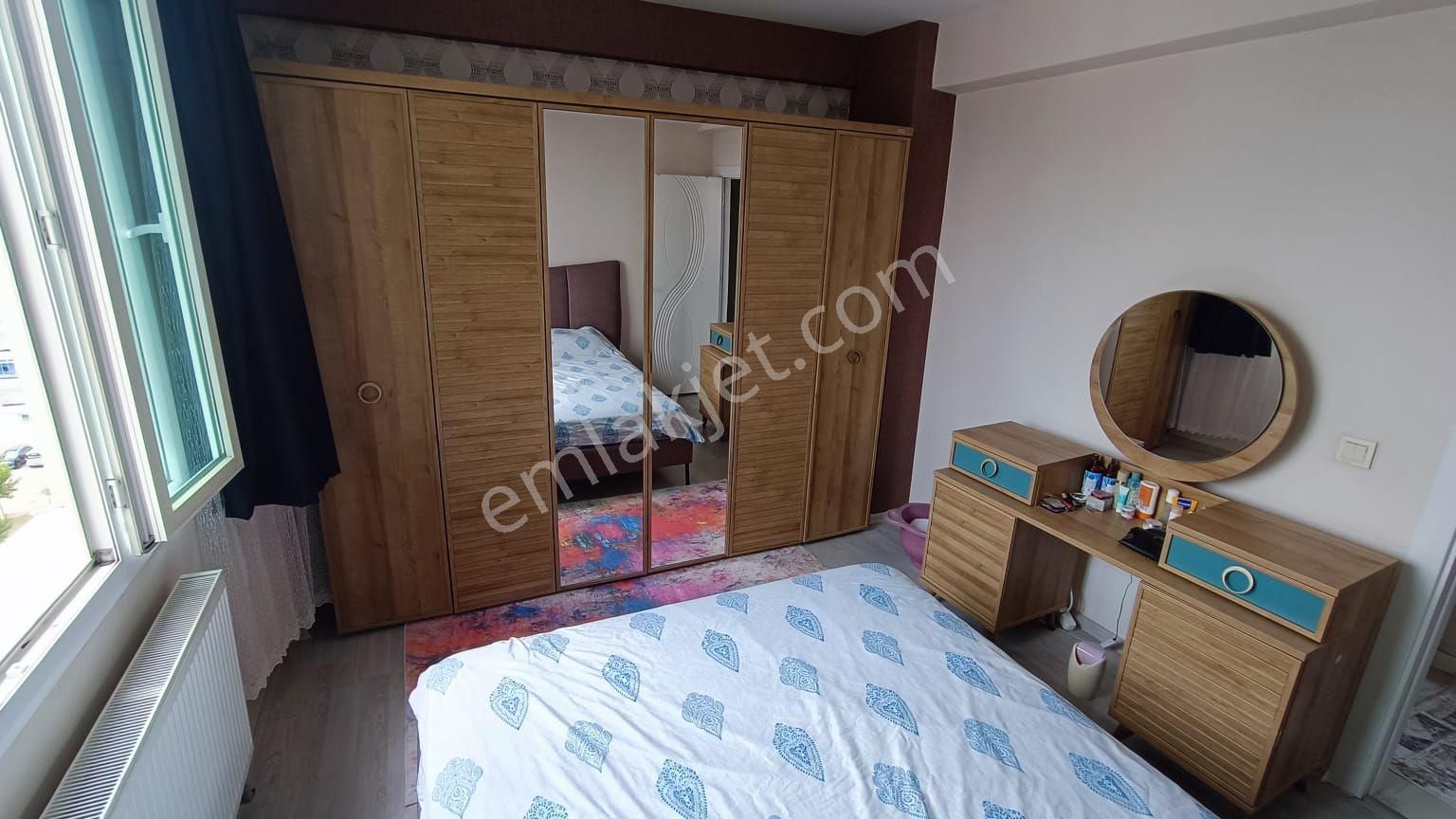 Hızlı 21 Gayrimenkul' Den Bağcılar Aram Tigranda 2+1 Satılık Daire