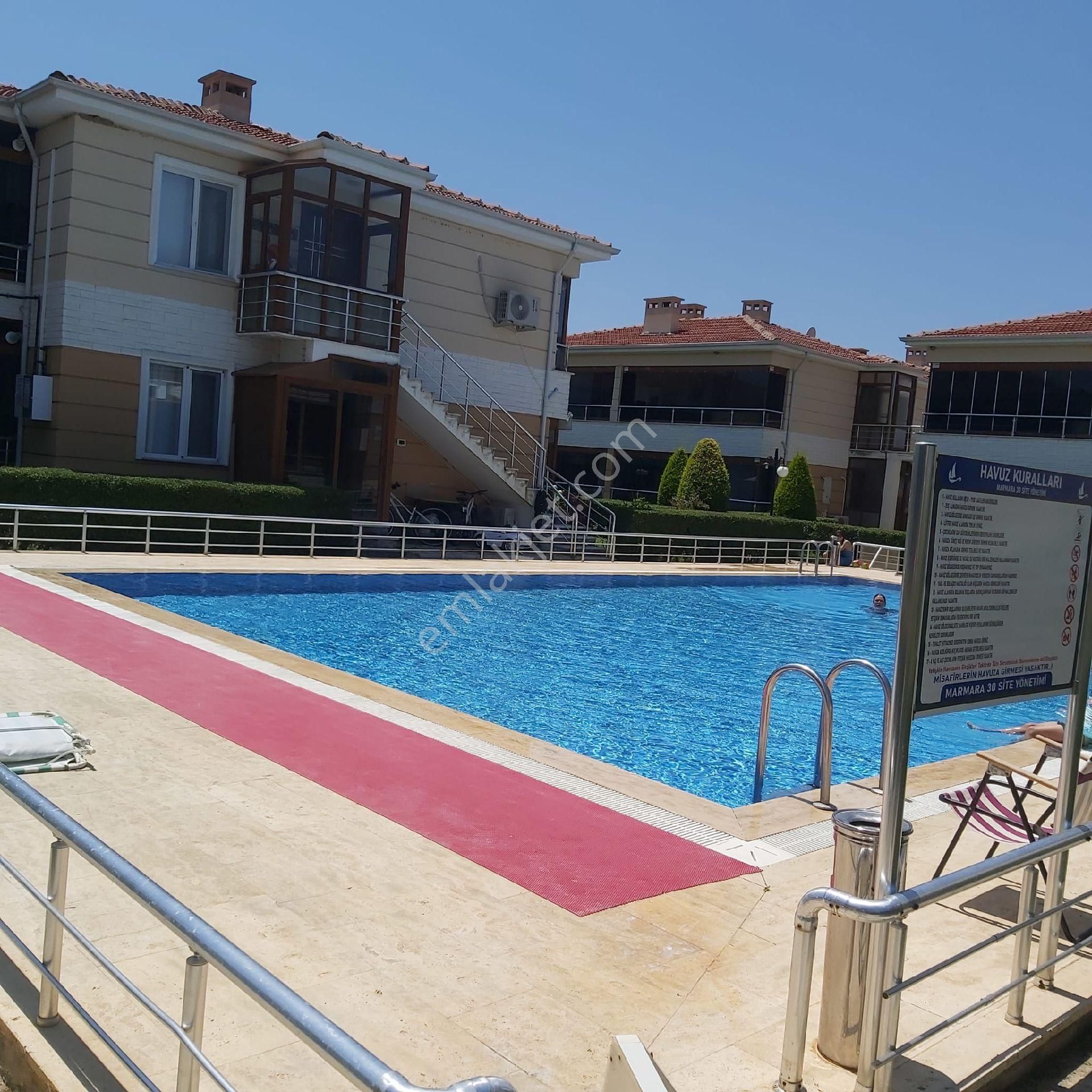 Sahibinden Eşyalı Havuzlu Sitede Satılık Daire