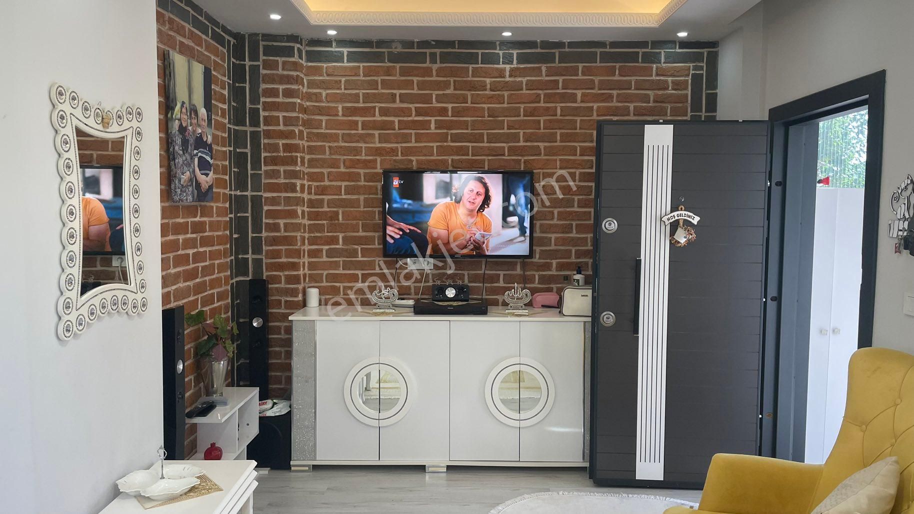 Yeniçiftlik'de Denize 200 Metre Mesafede - Eşyalı Müstakil 4+1 Lüx Villa - Görsel 17