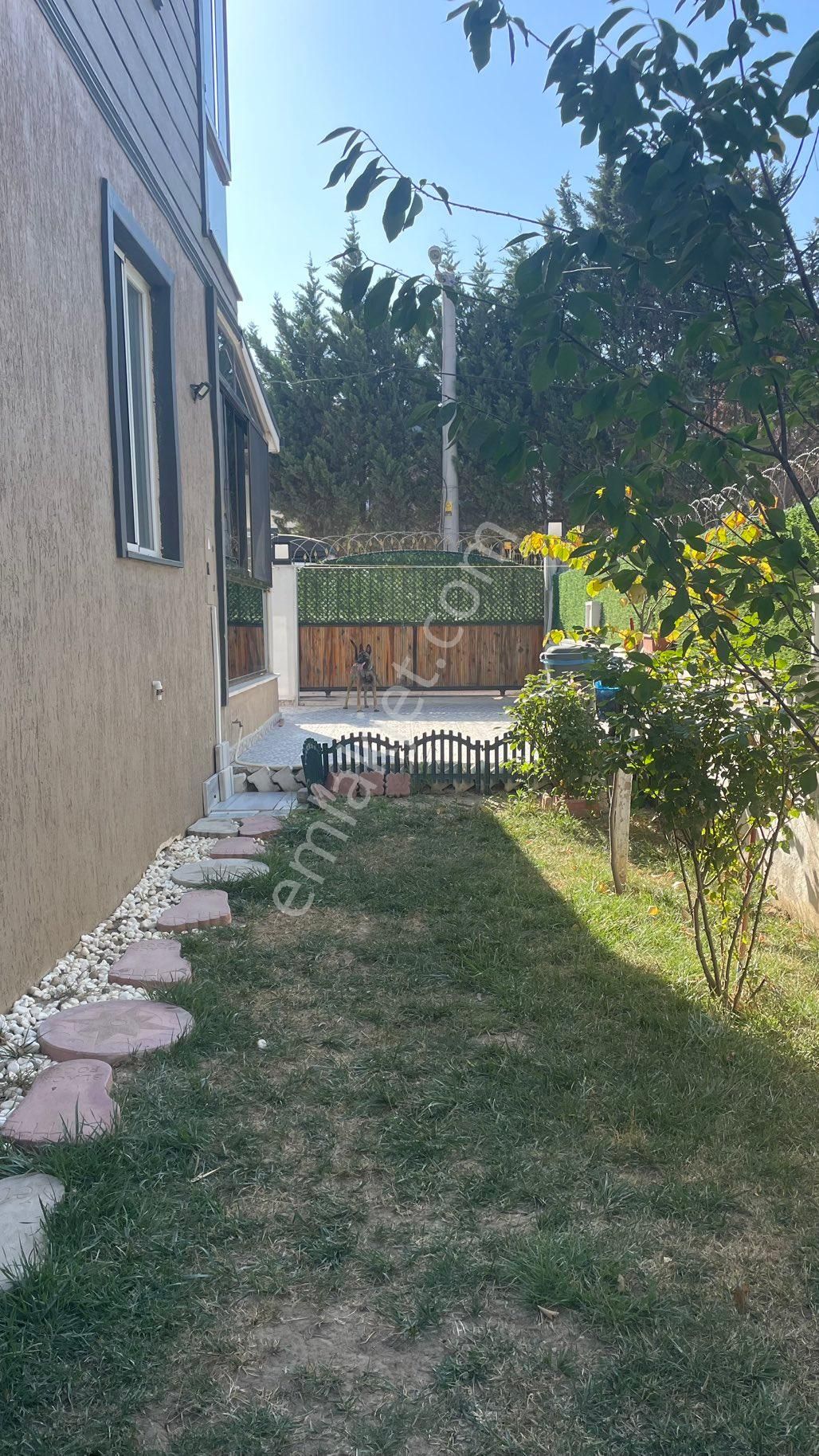 Yeniçiftlik'de Denize 200 Metre Mesafede - Eşyalı Müstakil 4+1 Lüx Villa - Görsel 5