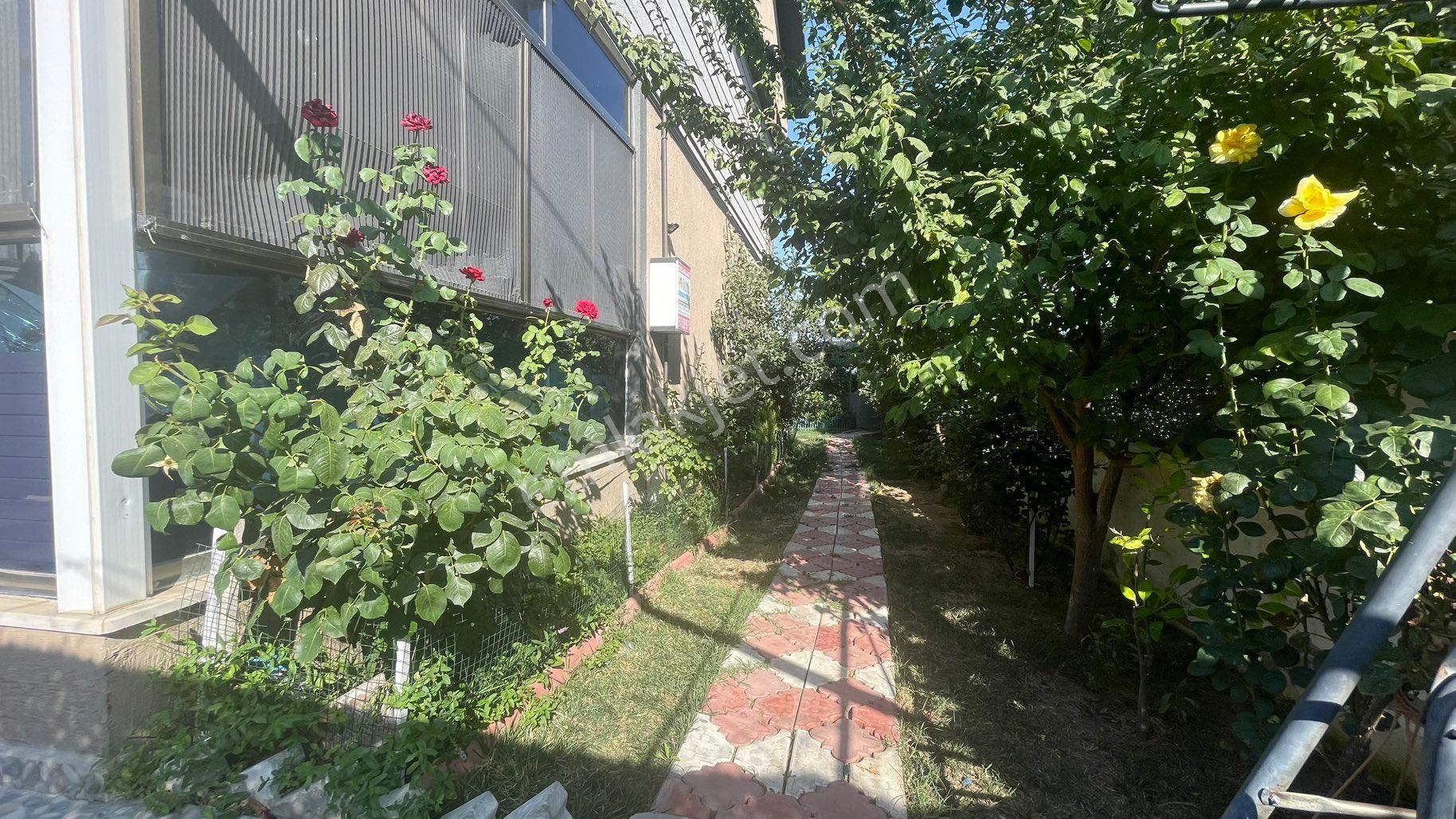 Yeniçiftlik'de Denize 200 Metre Mesafede - Eşyalı Müstakil 4+1 Lüx Villa - Görsel 11