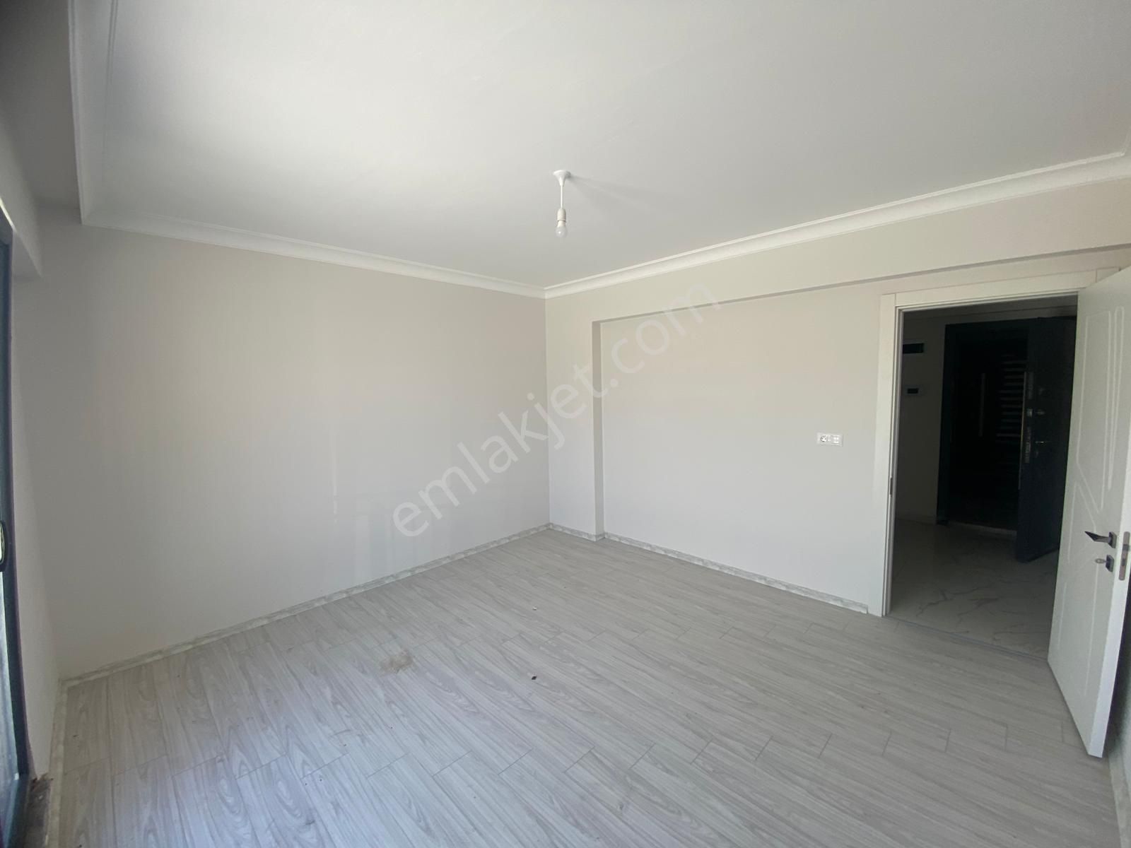 Akçalarda Sıfır Satılık 1+1 Daire - Görsel 5