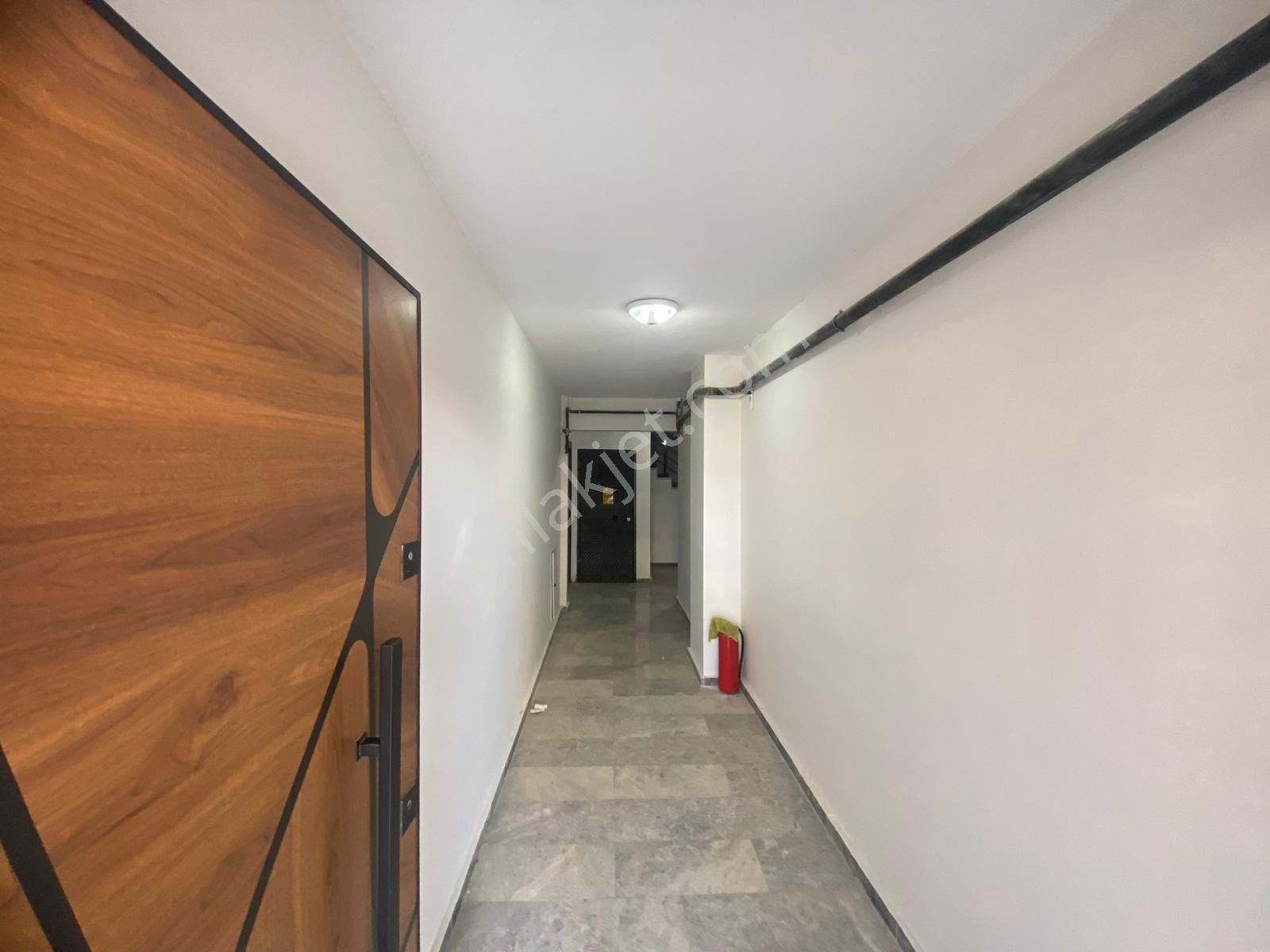 Akçalarda Sıfır Satılık 1+1 Daire - Görsel 4