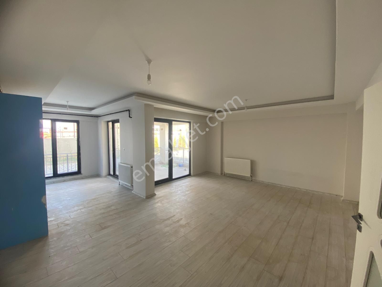 Akçalarda Sıfır Satılık 1+1 Daire - Görsel 7