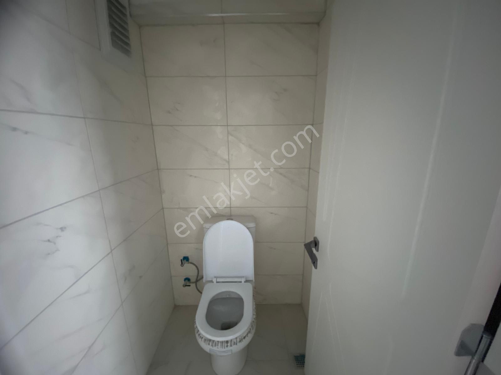 Akçalarda Sıfır Satılık 1+1 Daire - Görsel 13