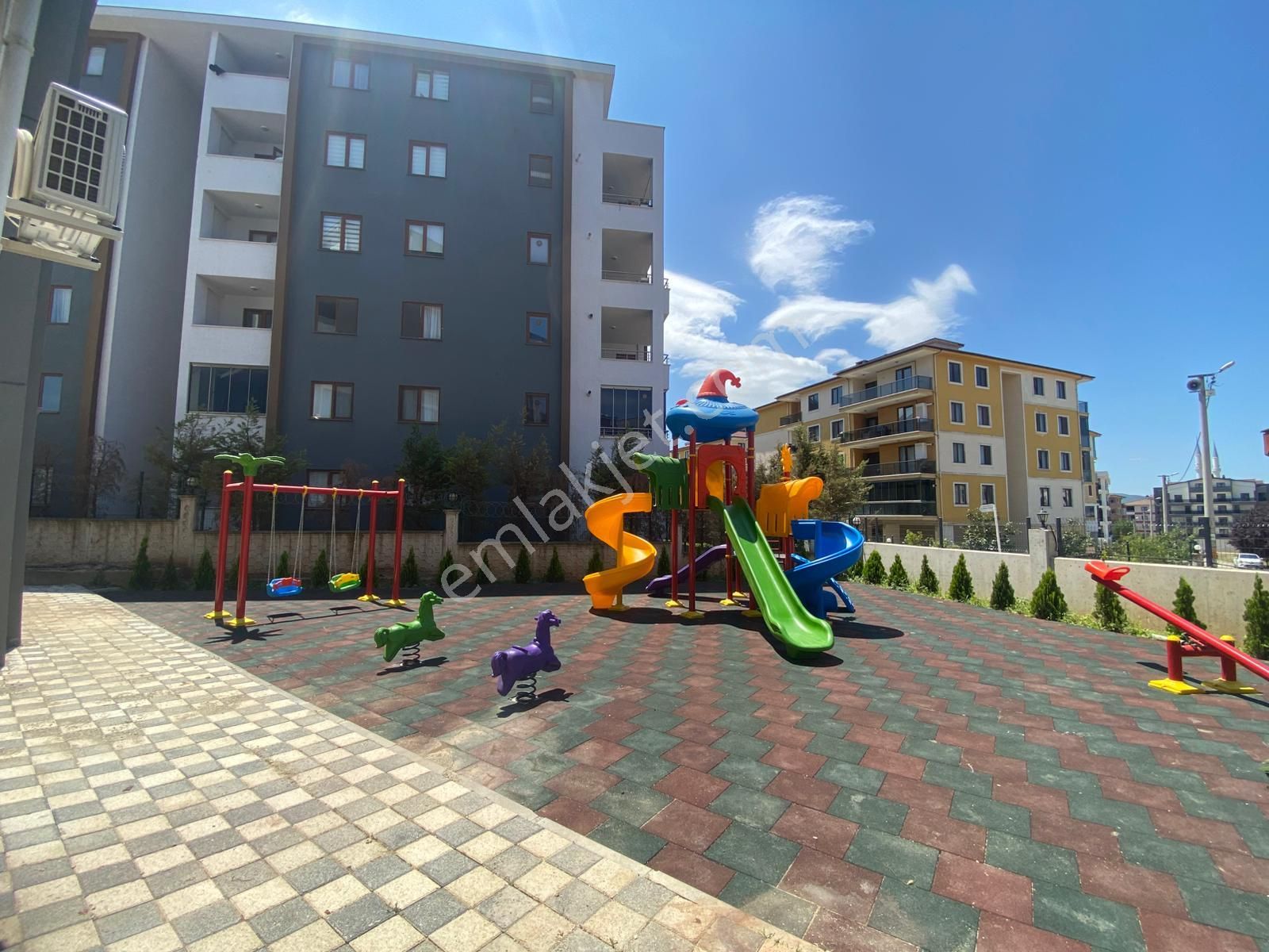 Akçalarda Sıfır Satılık 1+1 Daire - Görsel 18