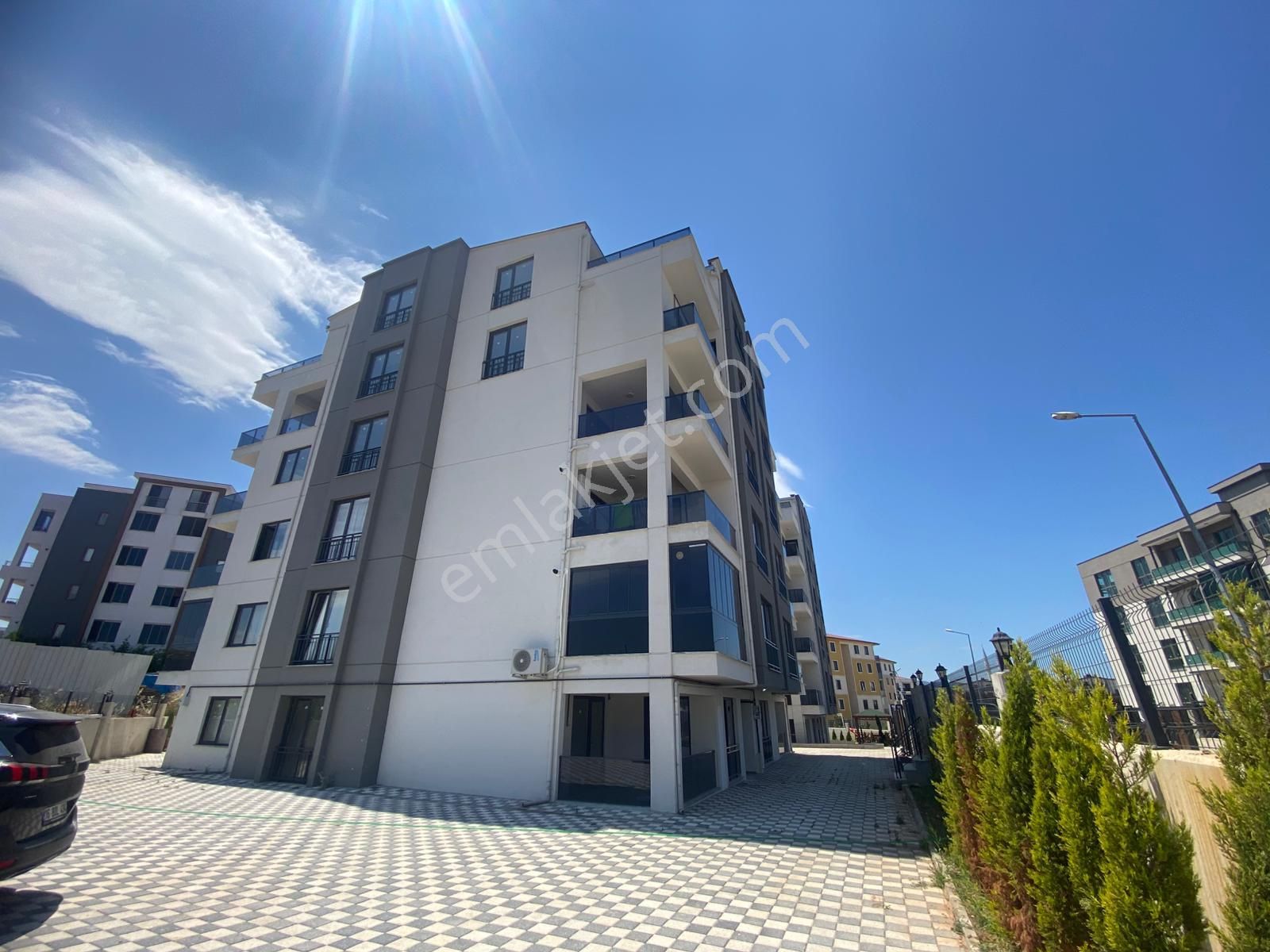 Akçalarda Sıfır Satılık 1+1 Daire - Görsel 20