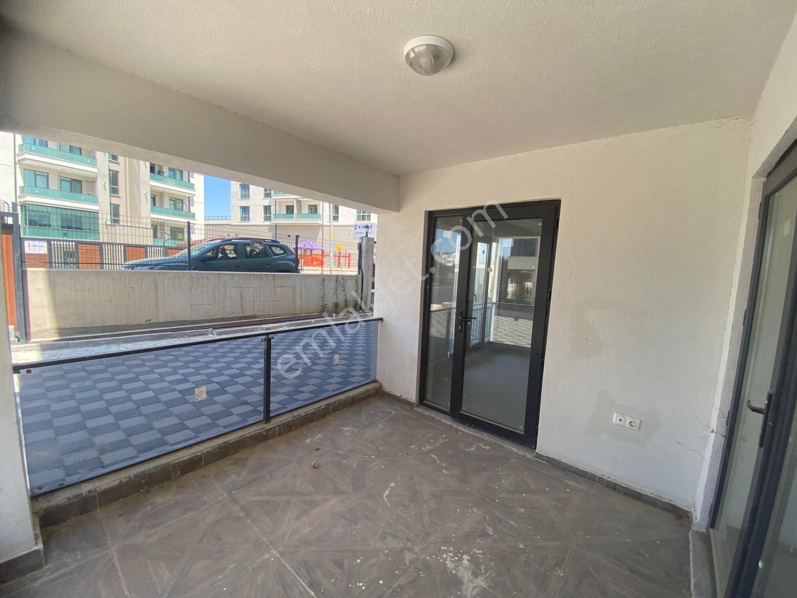 Akçalarda Sıfır Satılık 1+1 Daire - Görsel 11