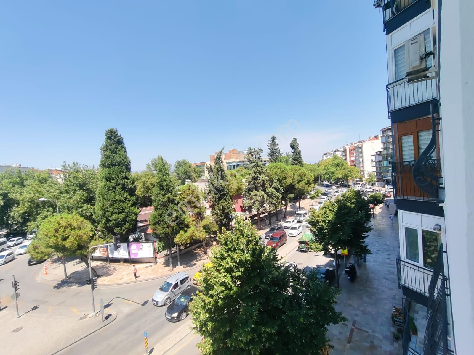 Devlet Hastanesi Yanı Arakat Asansörlü 3+1 Daire - Görsel 9