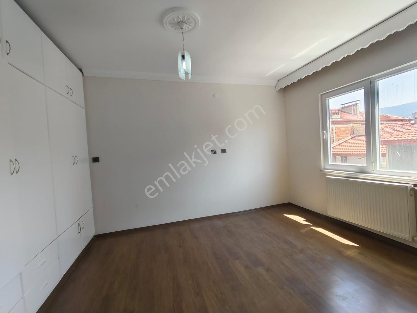 Devlet Hastanesi Yanı Arakat Asansörlü 3+1 Daire - Görsel 5