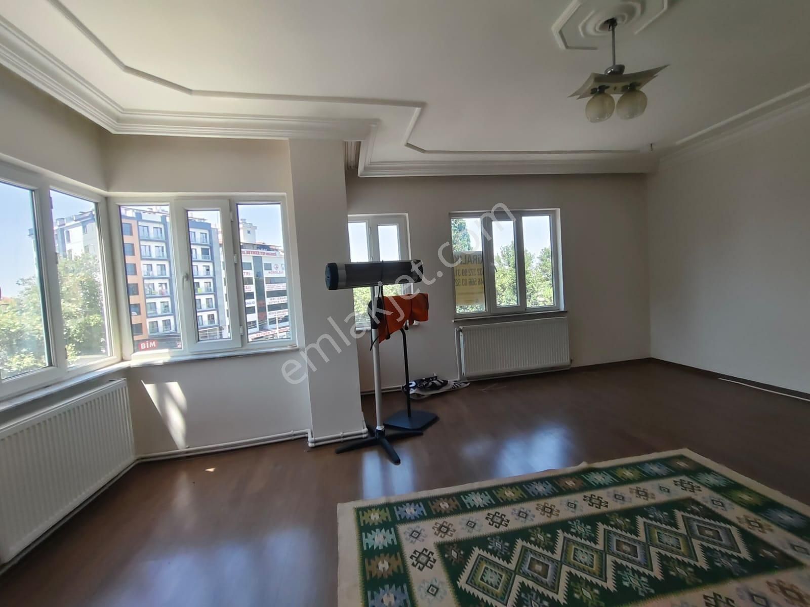 Devlet Hastanesi Yanı Arakat Asansörlü 3+1 Daire - Görsel 11