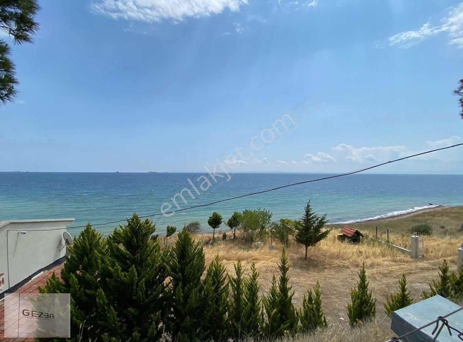 Kızılcaterzi 205/1 Satılık 198 M2 Arsa İki Adet Arsa