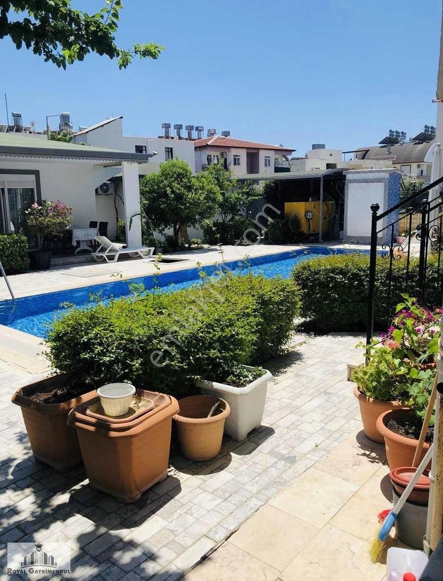 Side De Müstakil Kiralık Daire