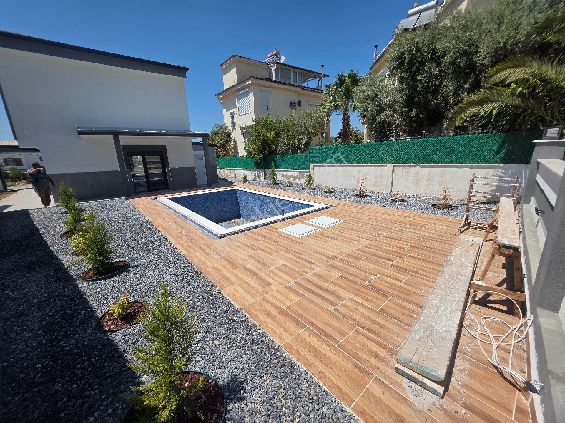 Didim Akbük'de 350 M² Arsa İçinde Müstakil Havuzlu Acil Satılık Villa - Görsel 2