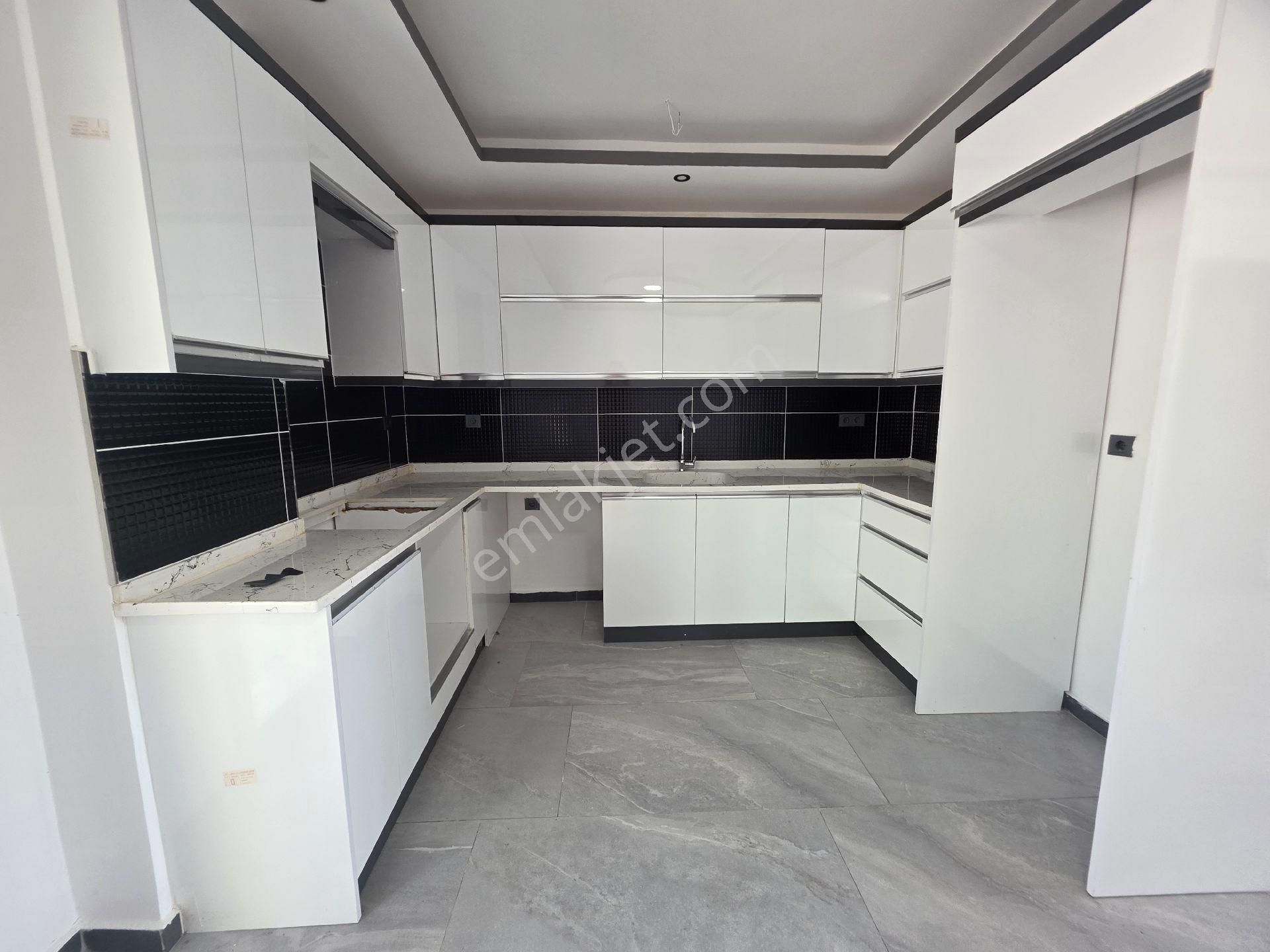 Didim Akbük'de 350 M² Arsa İçinde Müstakil Havuzlu Acil Satılık Villa - Görsel 8