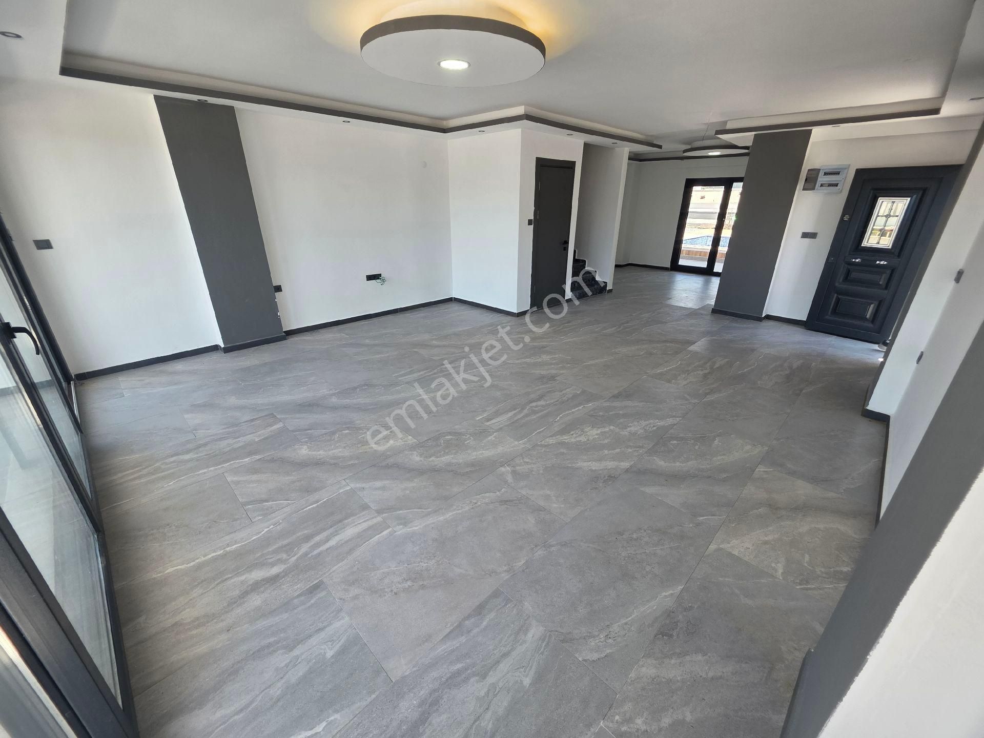 Didim Akbük'de 350 M² Arsa İçinde Müstakil Havuzlu Acil Satılık Villa - Görsel 6