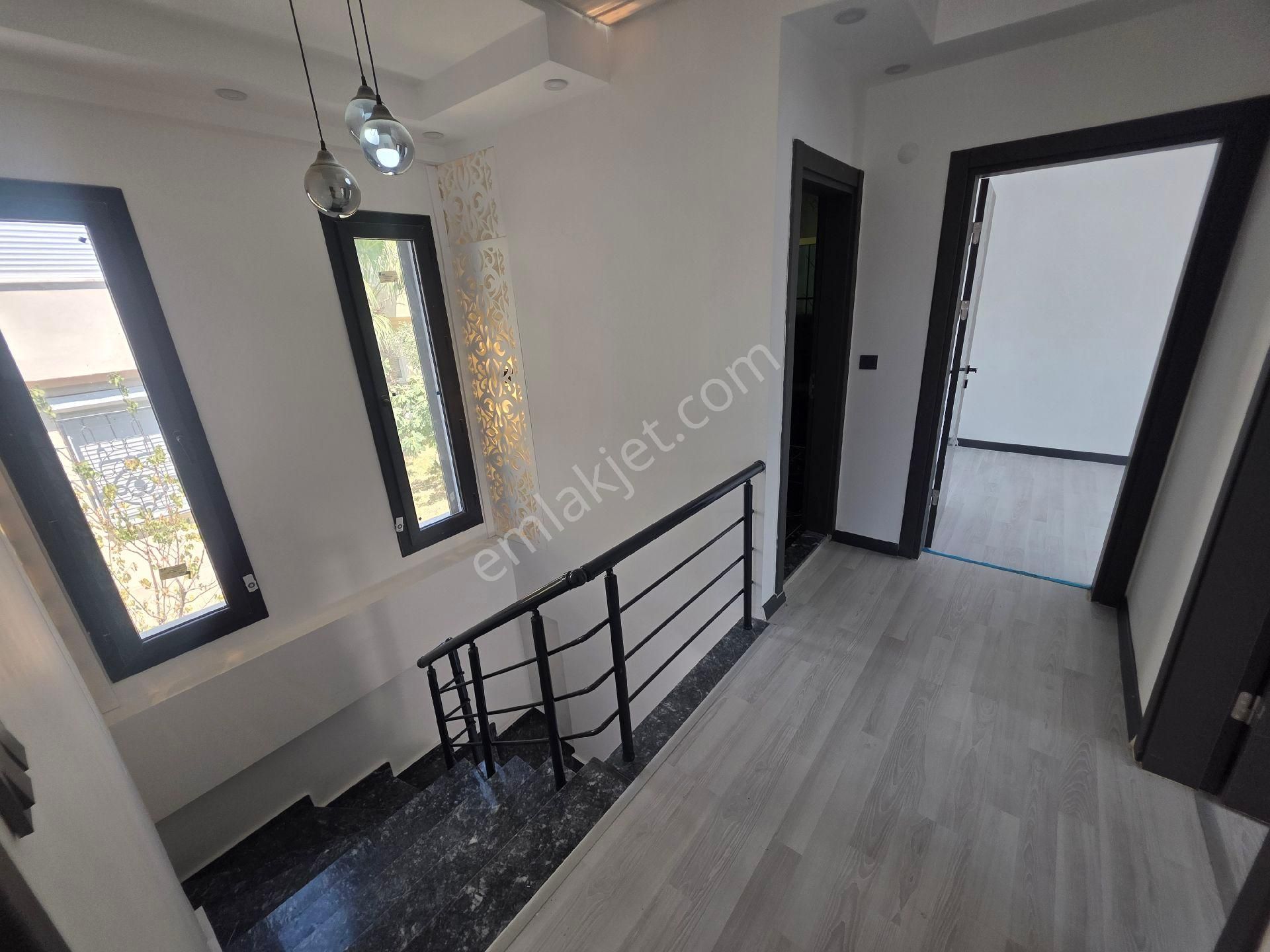 Didim Akbük'de 350 M² Arsa İçinde Müstakil Havuzlu Acil Satılık Villa - Görsel 19