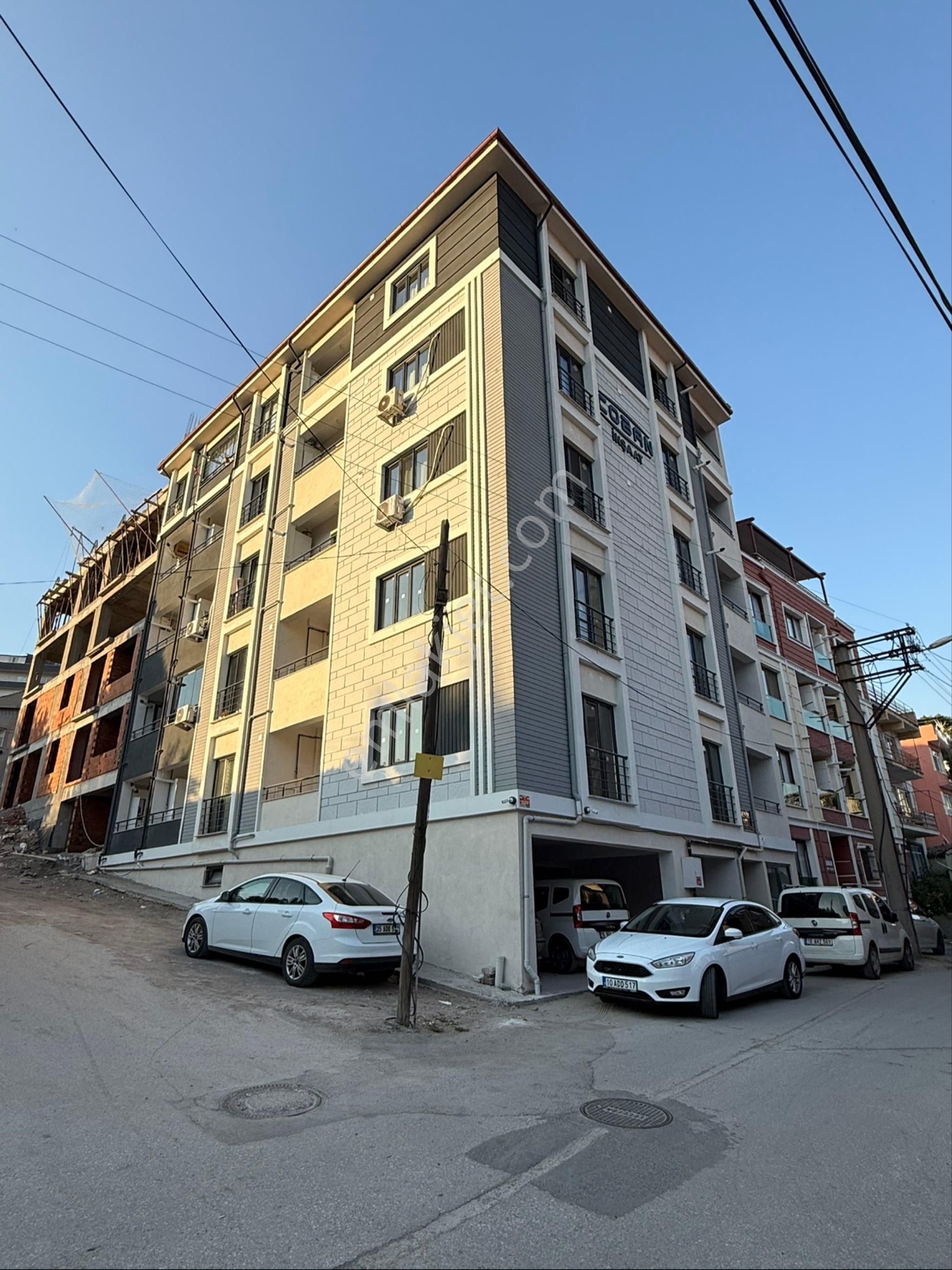 Kiralık Full Eşyalı Lüks Ara Kat 1+1 Çarşı Ve Nef Yakını