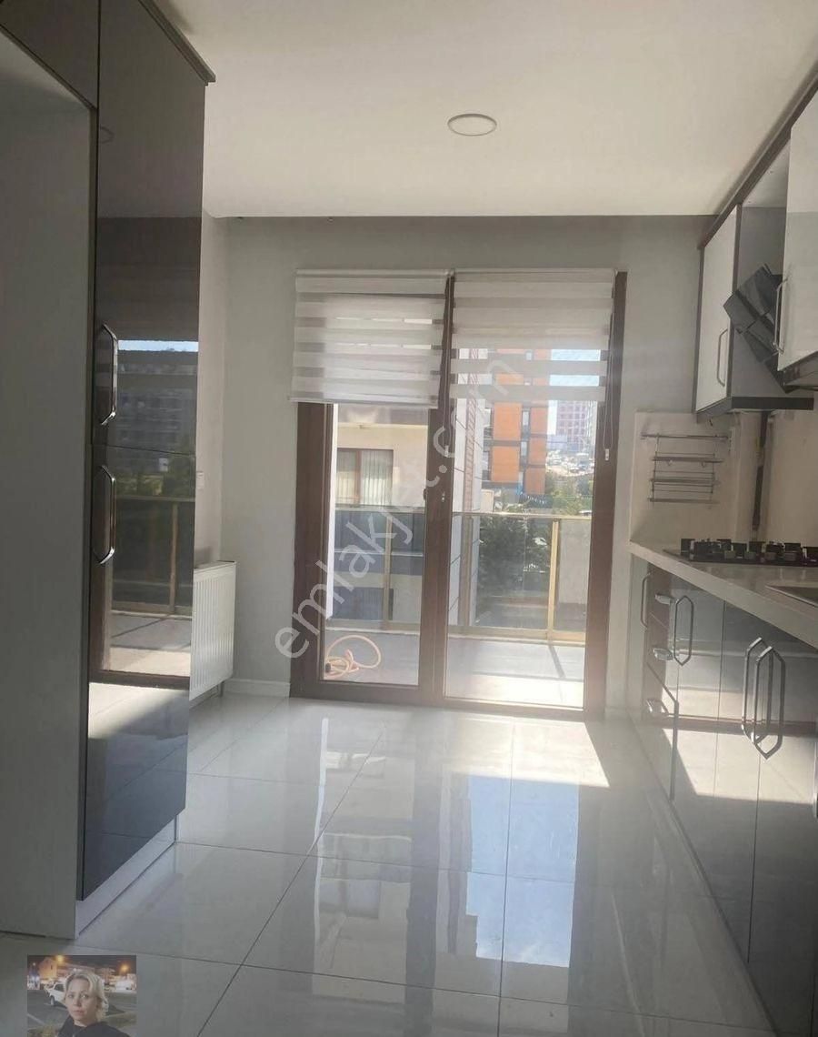 Büşra Gayrimenkulden Lüx Daire 3+1 Kat3 Site İçinde 145m2 Ebeveyin Banyolu Giyinme Odalı