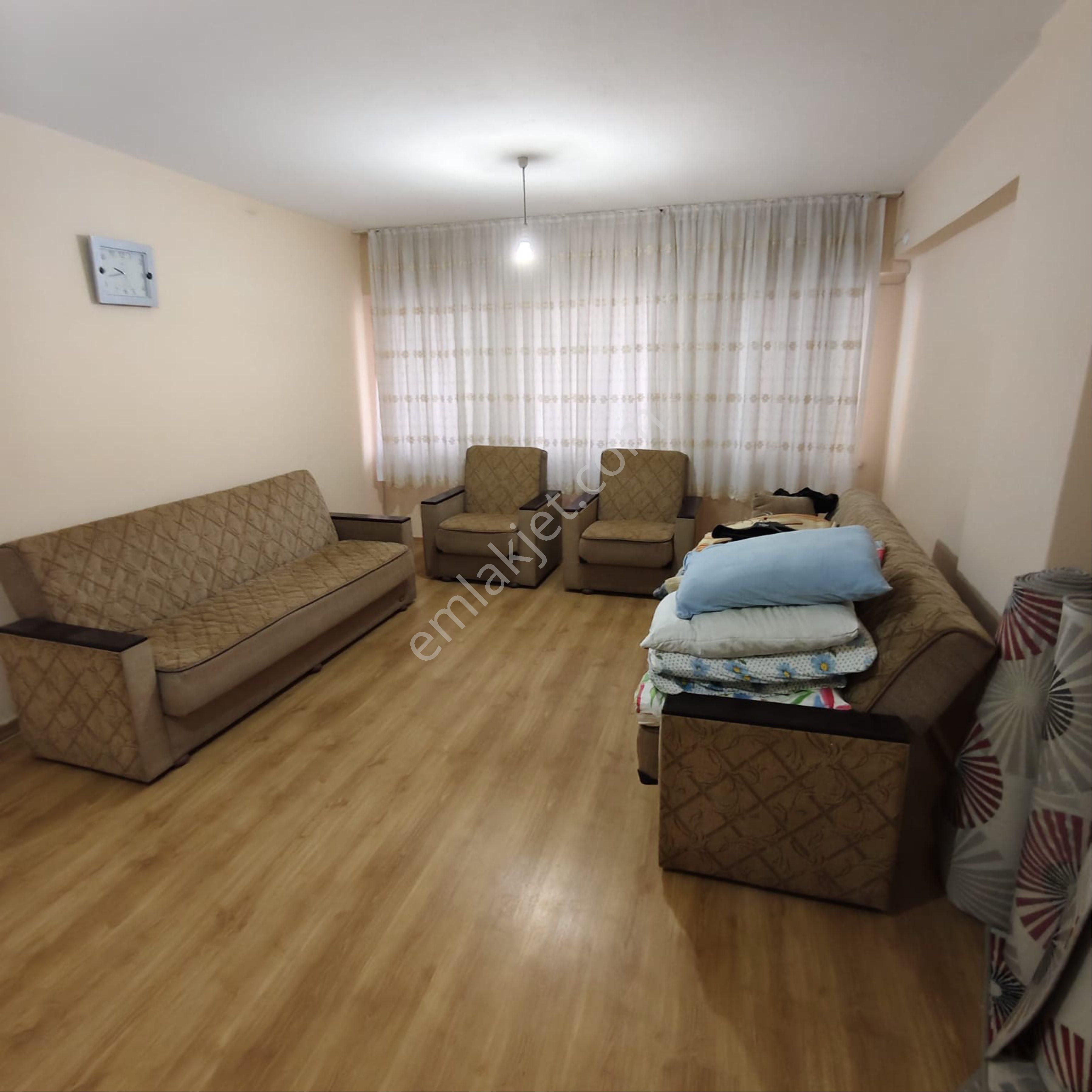 🏙️ Nazilli Yeni Mahalle’de Site İçi – Cumartesi Pazarı Yanı! ✨