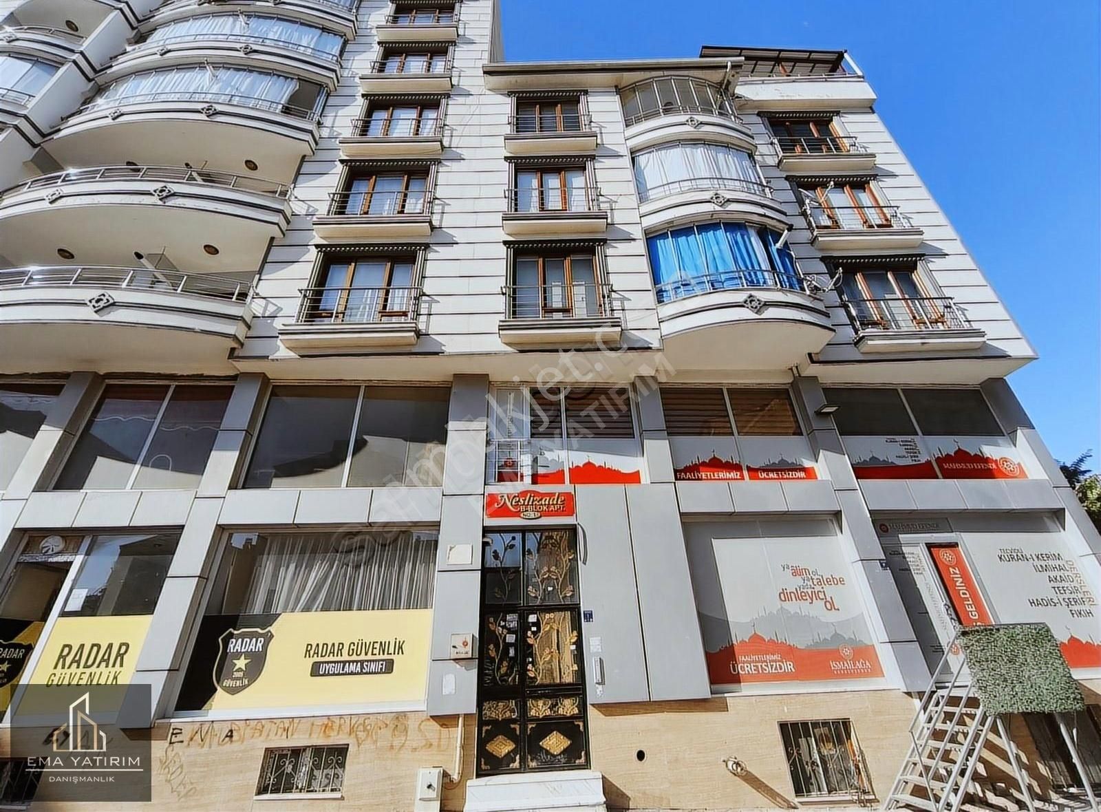 [ema] Rızaiye Mahallesinde Satılık 3+1 Arakat Daire