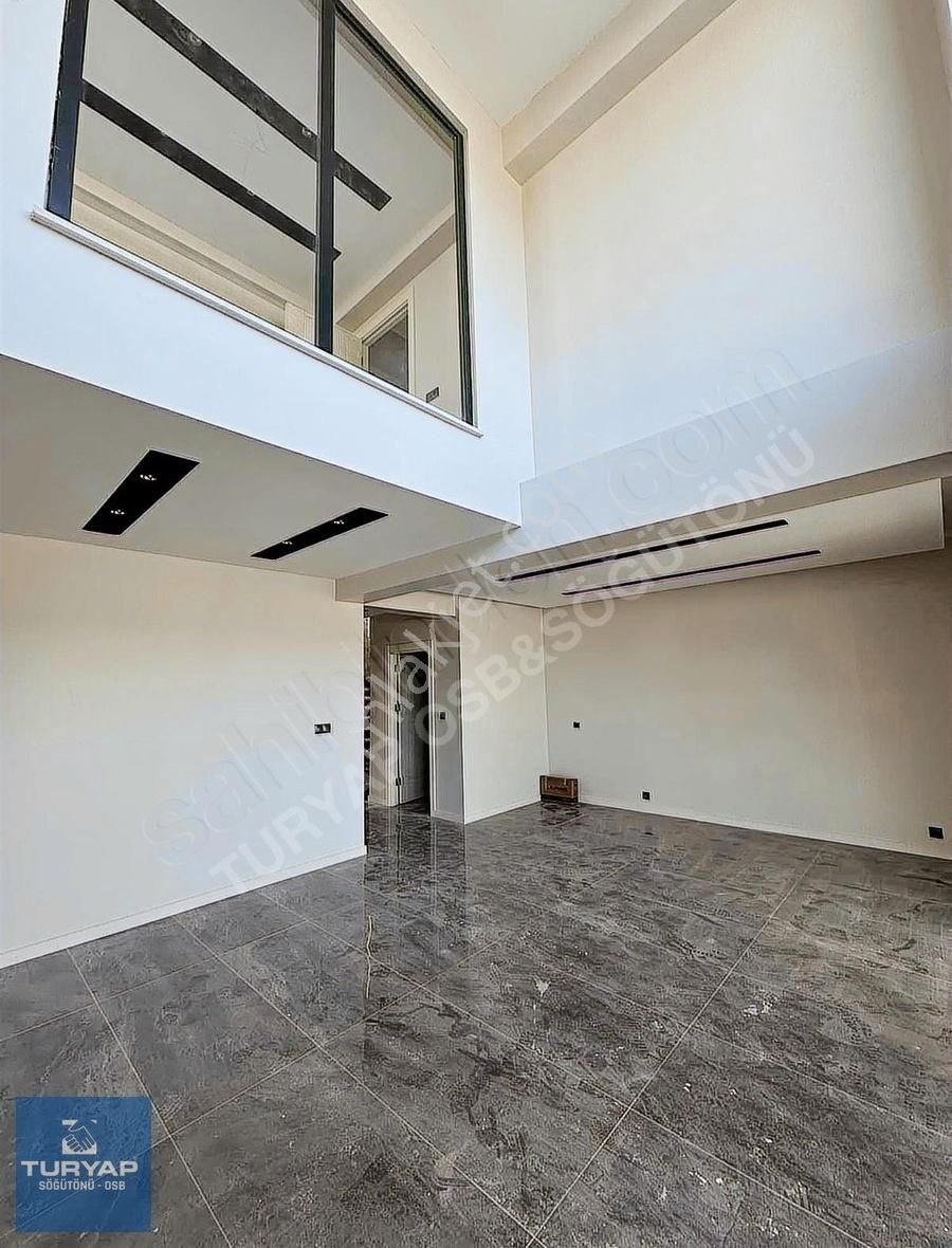 Turyap Söğütönün'den Zincirlikuyu Mh. Havuzlu Satılık 5+1 Villa