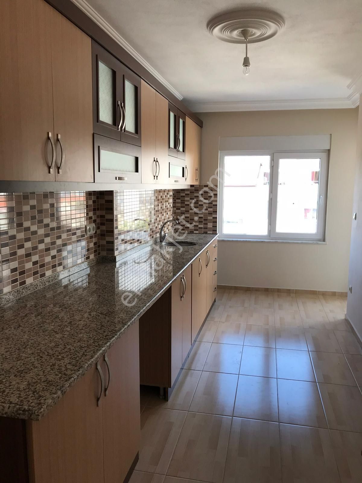 Alanya Merkezde Sıfır Ayarında Full Manzaralı 3+1 Kiralık Daire