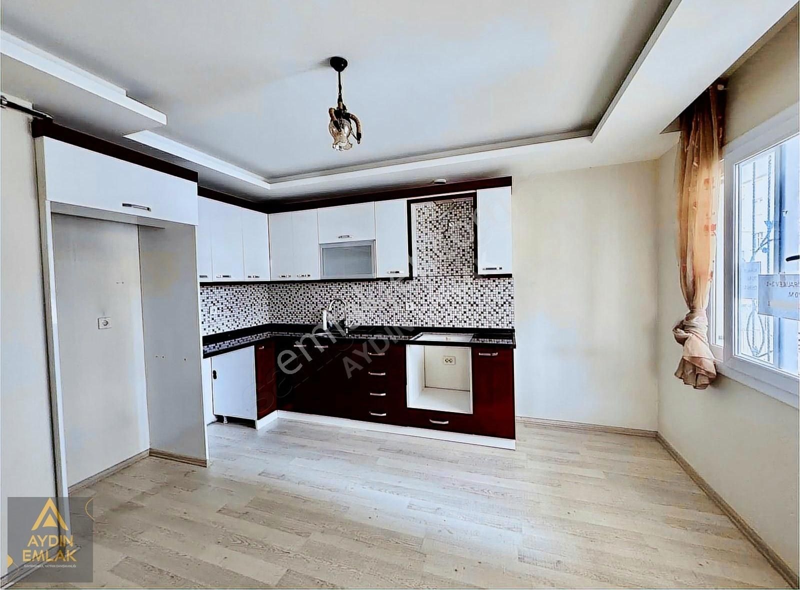 Öğretmenler*kiralık Aydın'dan*merkez Muhteşem Konumda*2+1*daire*