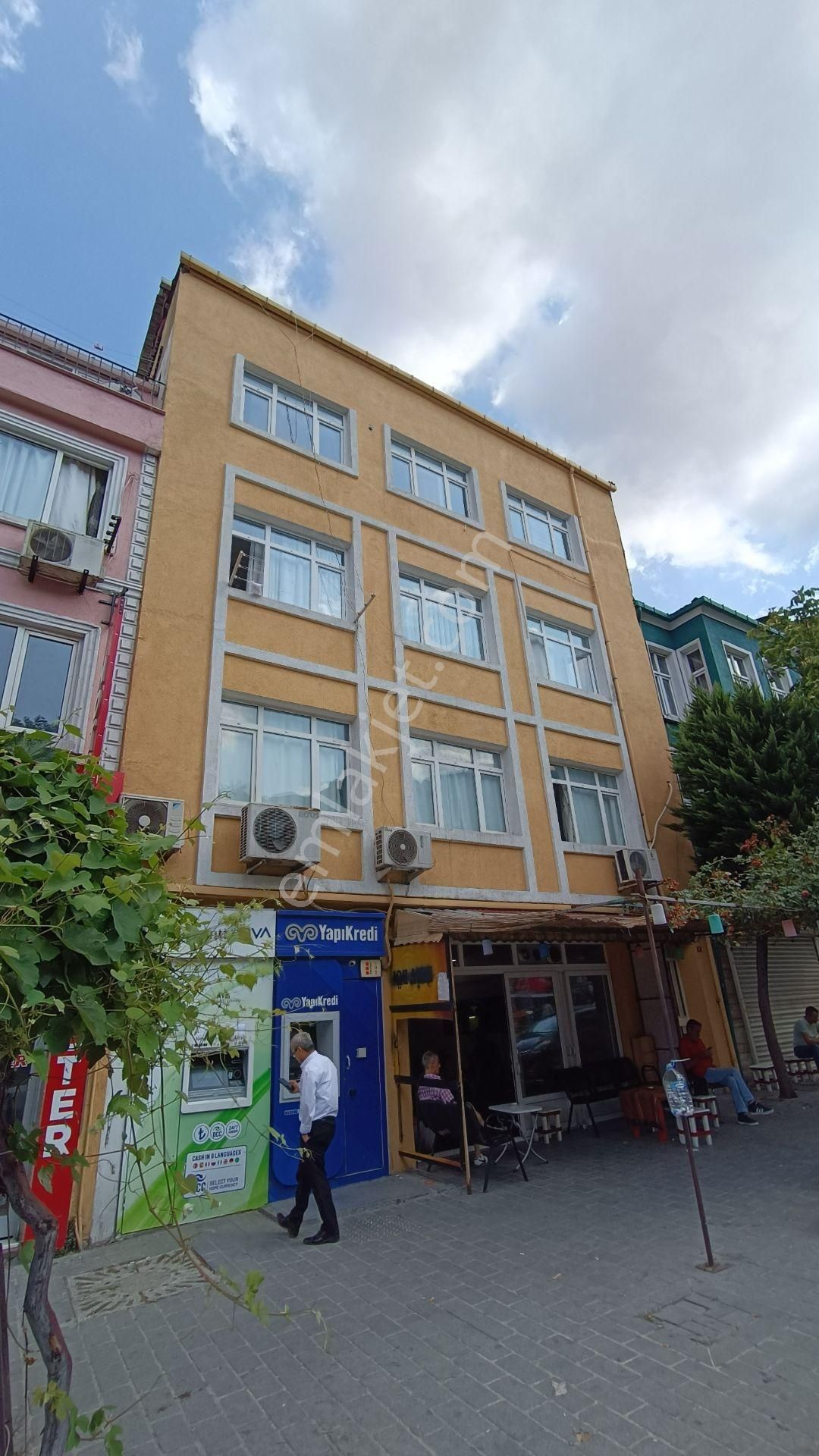 2+1 Fatih Balat'ta Denize 50m Yürüme Mesafesinde 3.kat Kiralık Daire