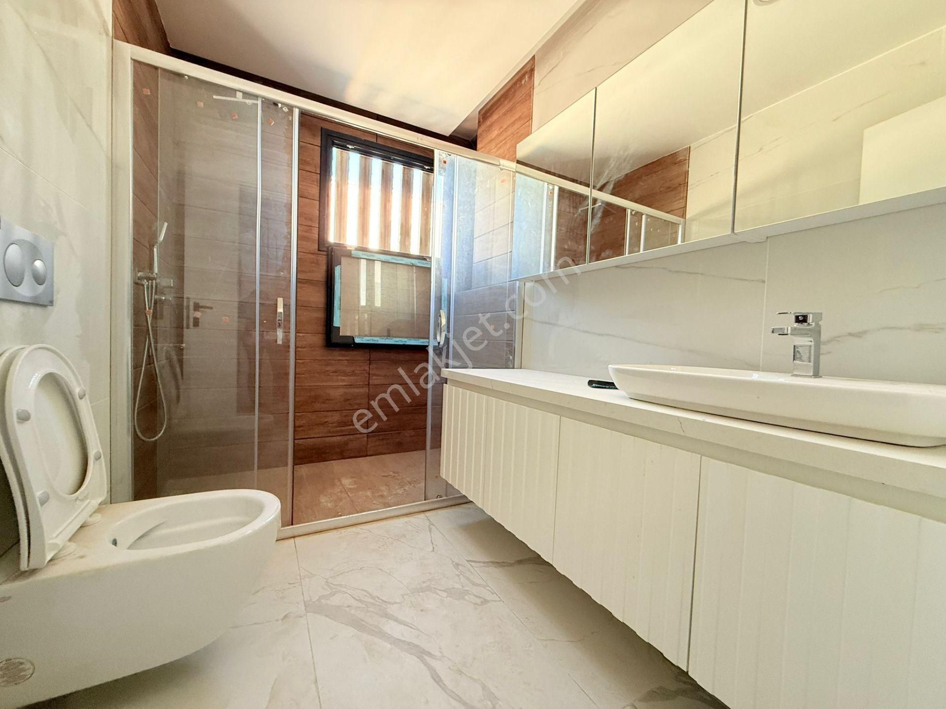 Merkeze Yakın-7/24 Güvenlik-özel Havuz/otopark-500 M2 Bahçe-vrf-ultra Lüx-5+1-tamamı Müstakil - Görsel 35