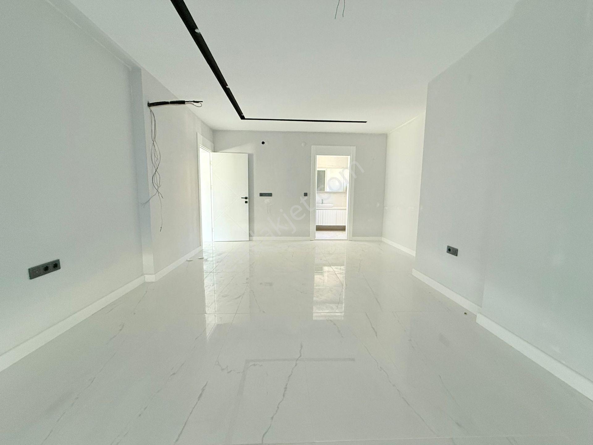 Merkeze Yakın-7/24 Güvenlik-özel Havuz/otopark-500 M2 Bahçe-vrf-ultra Lüx-5+1-tamamı Müstakil - Görsel 32