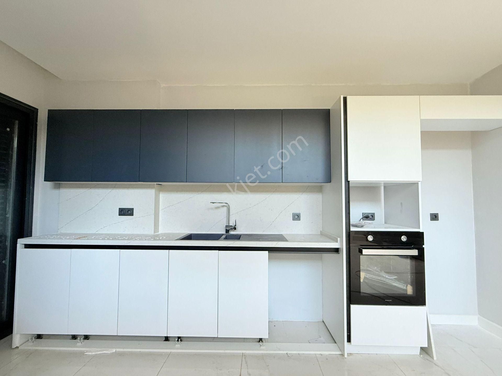 Merkeze Yakın-7/24 Güvenlik-özel Havuz/otopark-500 M2 Bahçe-vrf-ultra Lüx-5+1-tamamı Müstakil - Görsel 14