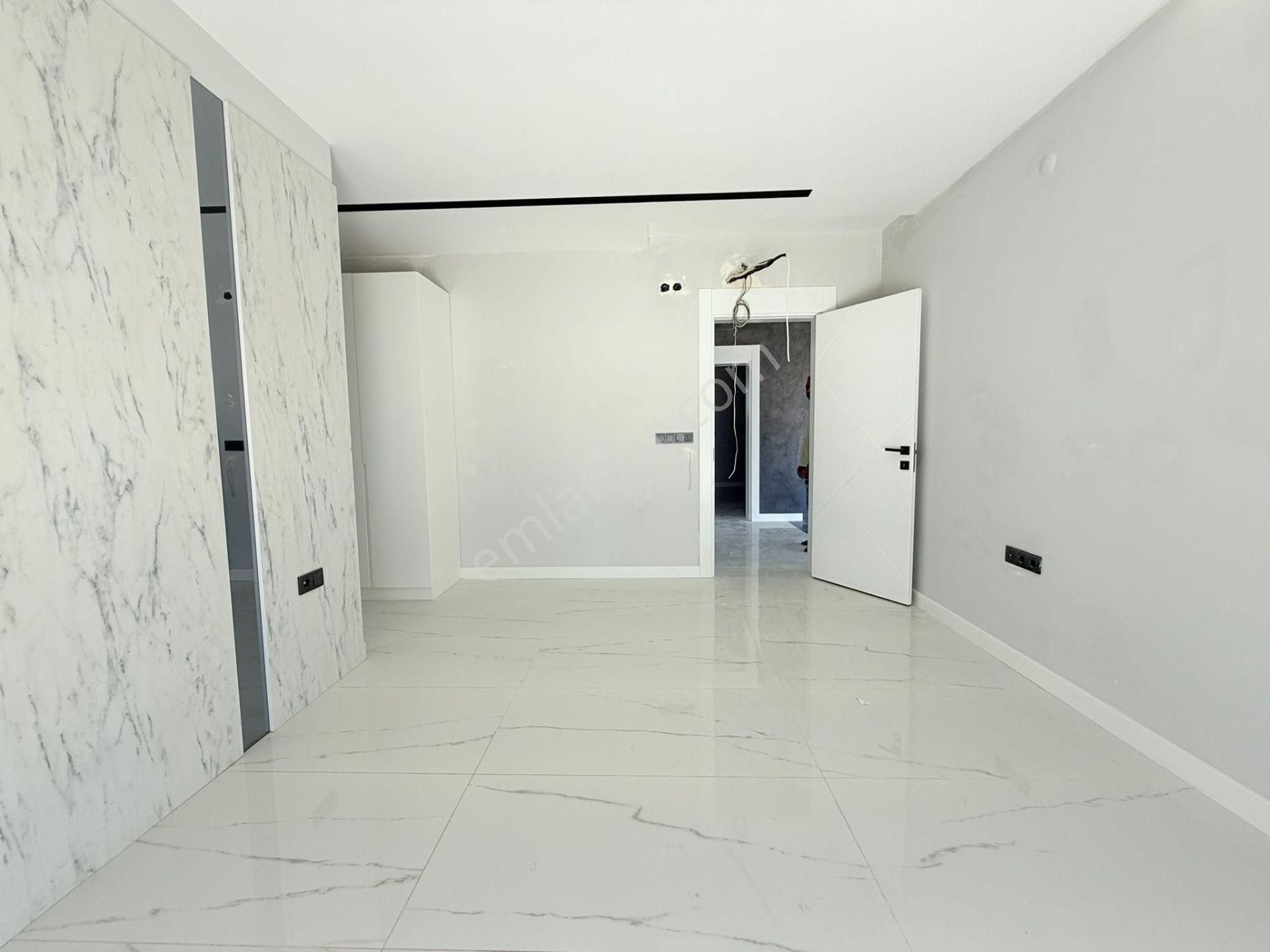 Merkeze Yakın-7/24 Güvenlik-özel Havuz/otopark-500 M2 Bahçe-vrf-ultra Lüx-5+1-tamamı Müstakil - Görsel 29