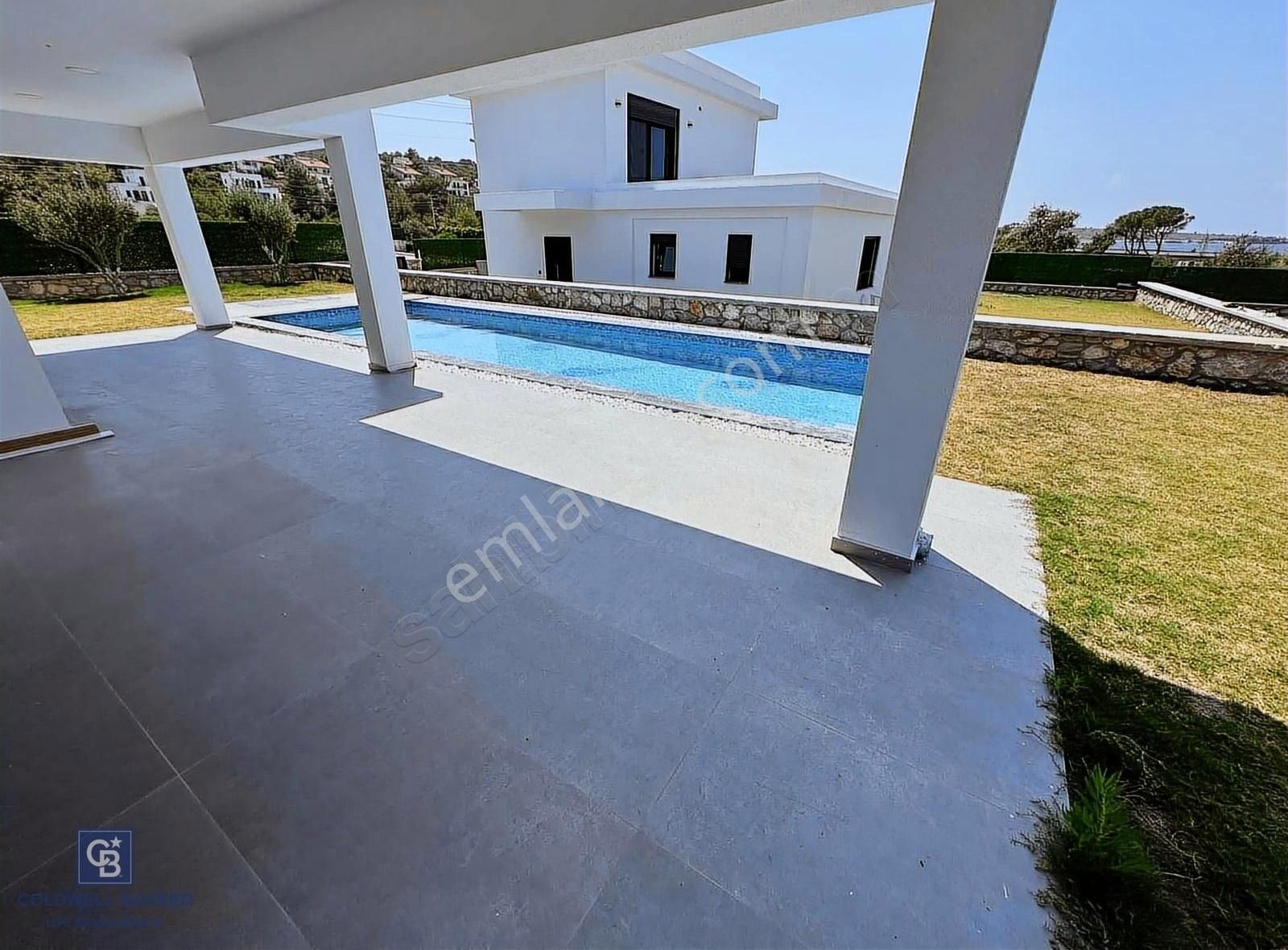 Çeşme Germiyanda Deniz Manzaralı Havuzlu 3+1 Müstakil Villa - Görsel 7